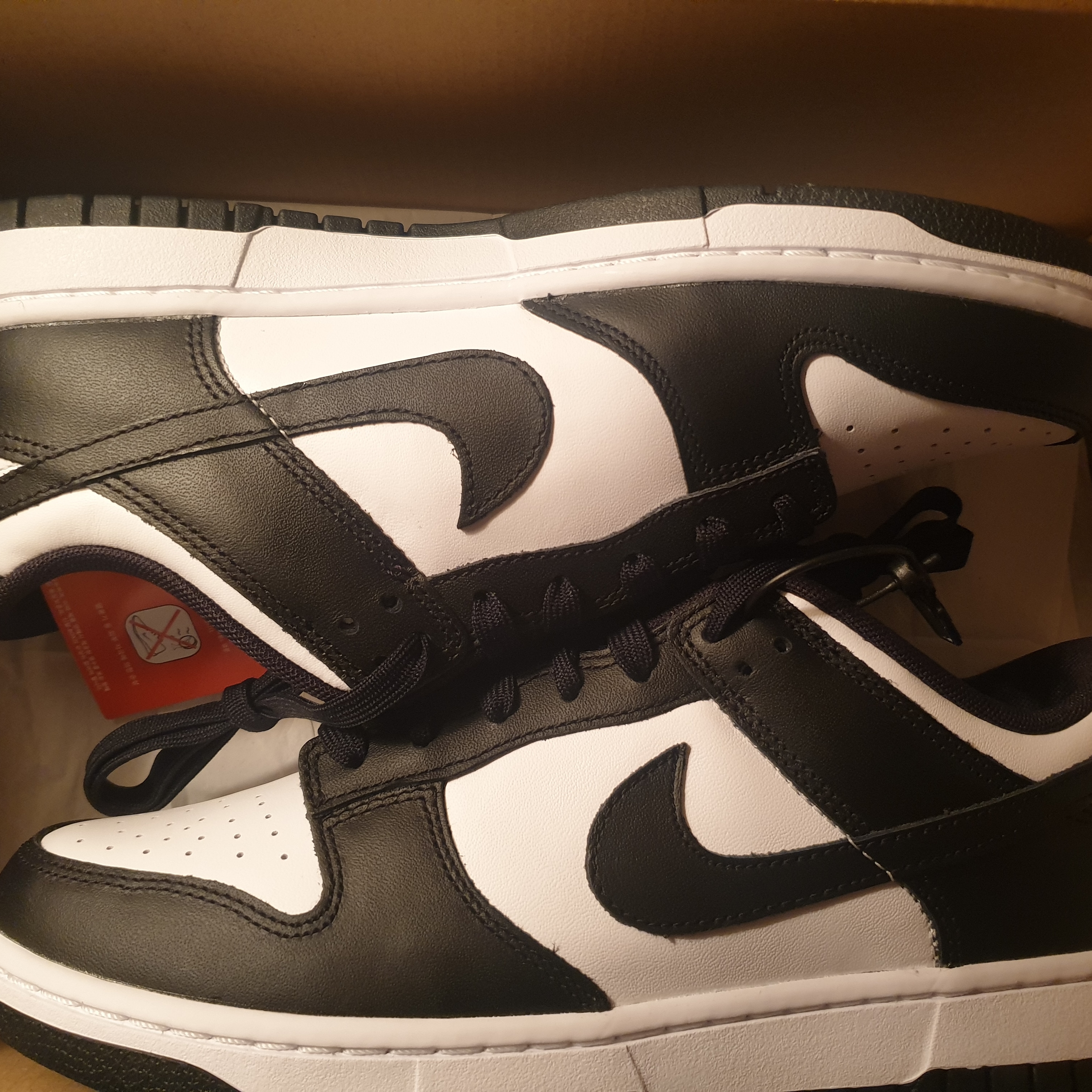 Nike Dunk Low Retro Black 착용 스타일