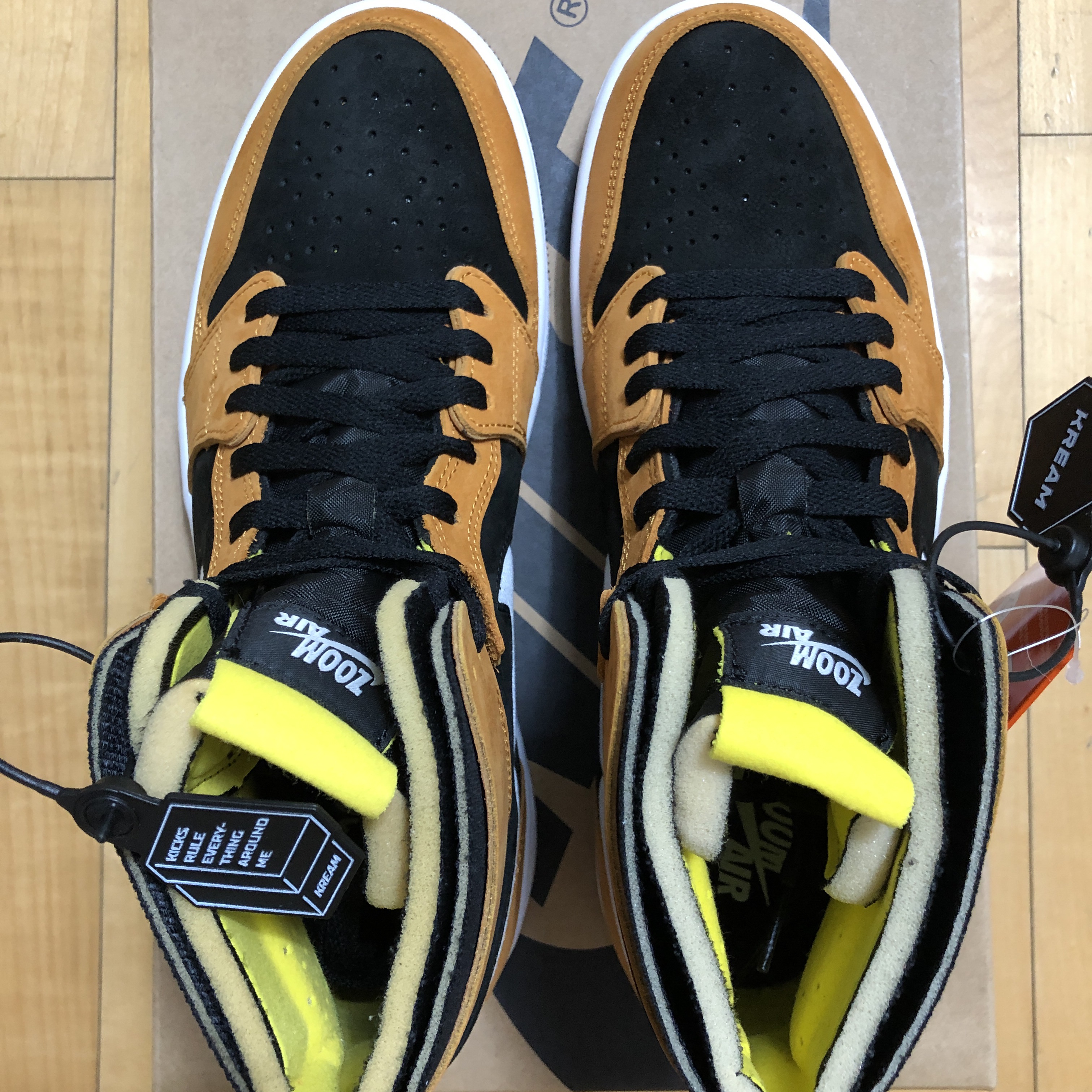 Jordan 1 Zoom Air CMFT Monarch Orange 착용 스타일 - 3