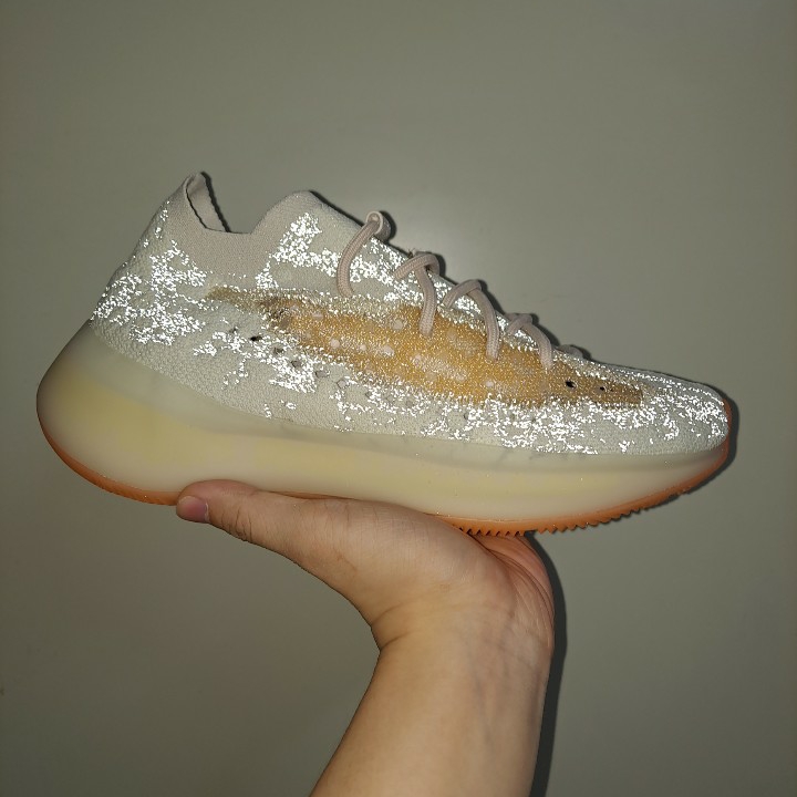 Adidas Yeezy Boost 380 Yecoraite - Reflective 착용 스타일 - 2