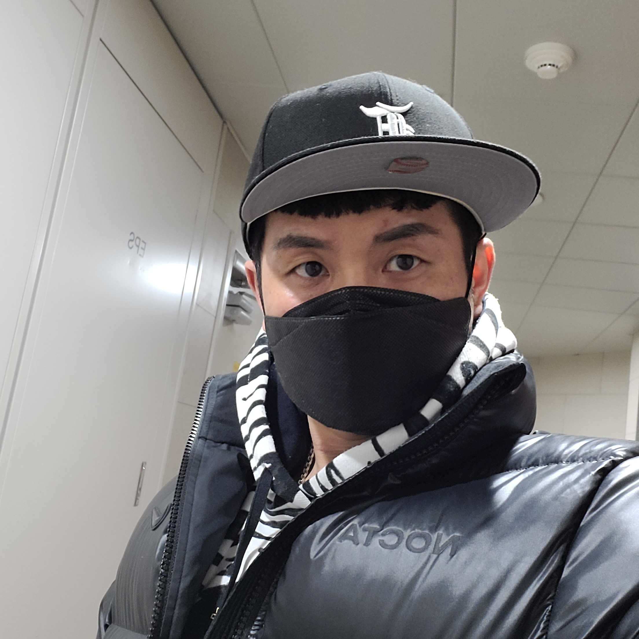 Nike x Drake Nocta Puffer Jacket Black - Asia, (W) Nike x Undercover Daybreak Black Sail 착용 스타일 - 2