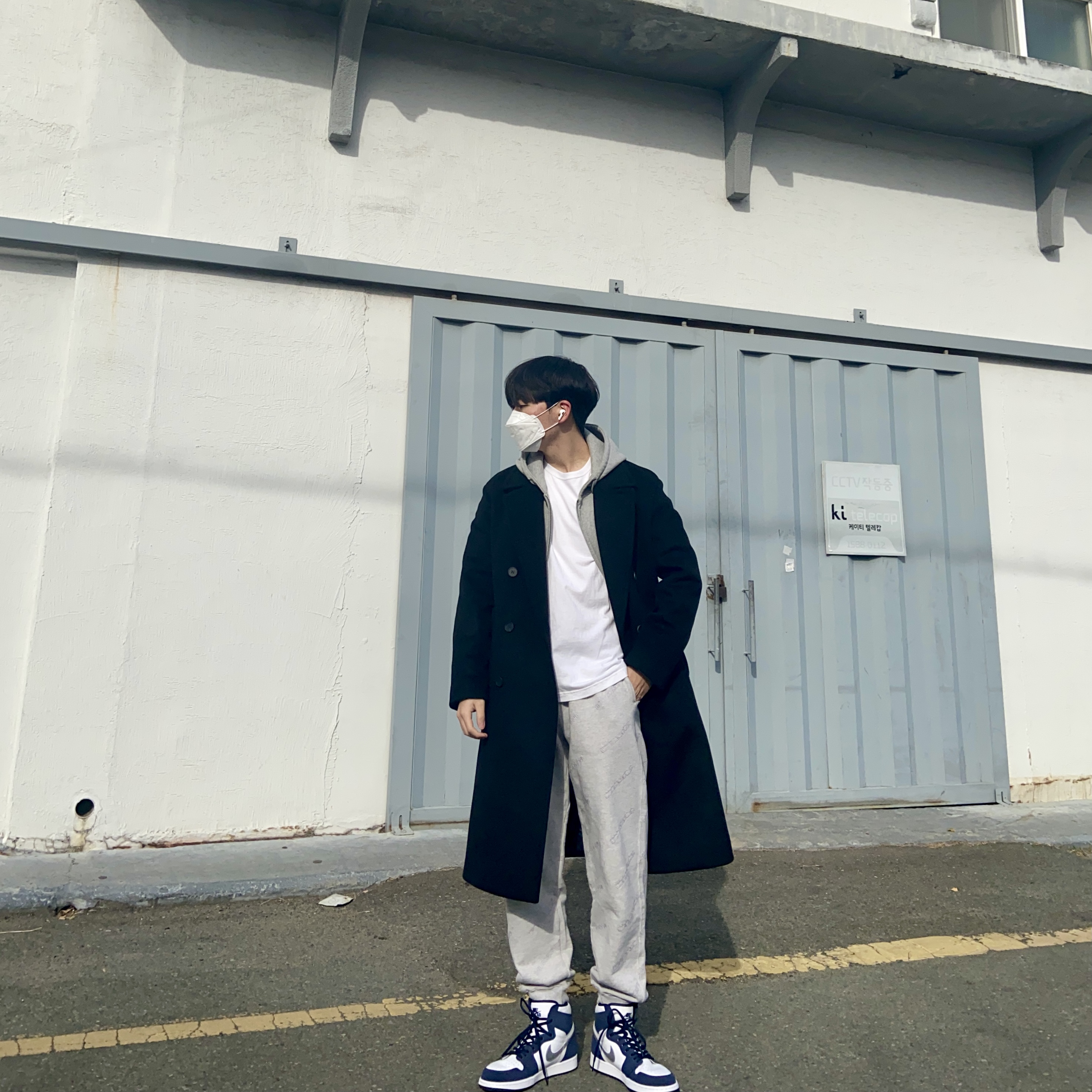 Jordan 1 Retro High OG CO.JP Midnight Navy 착용 스타일
