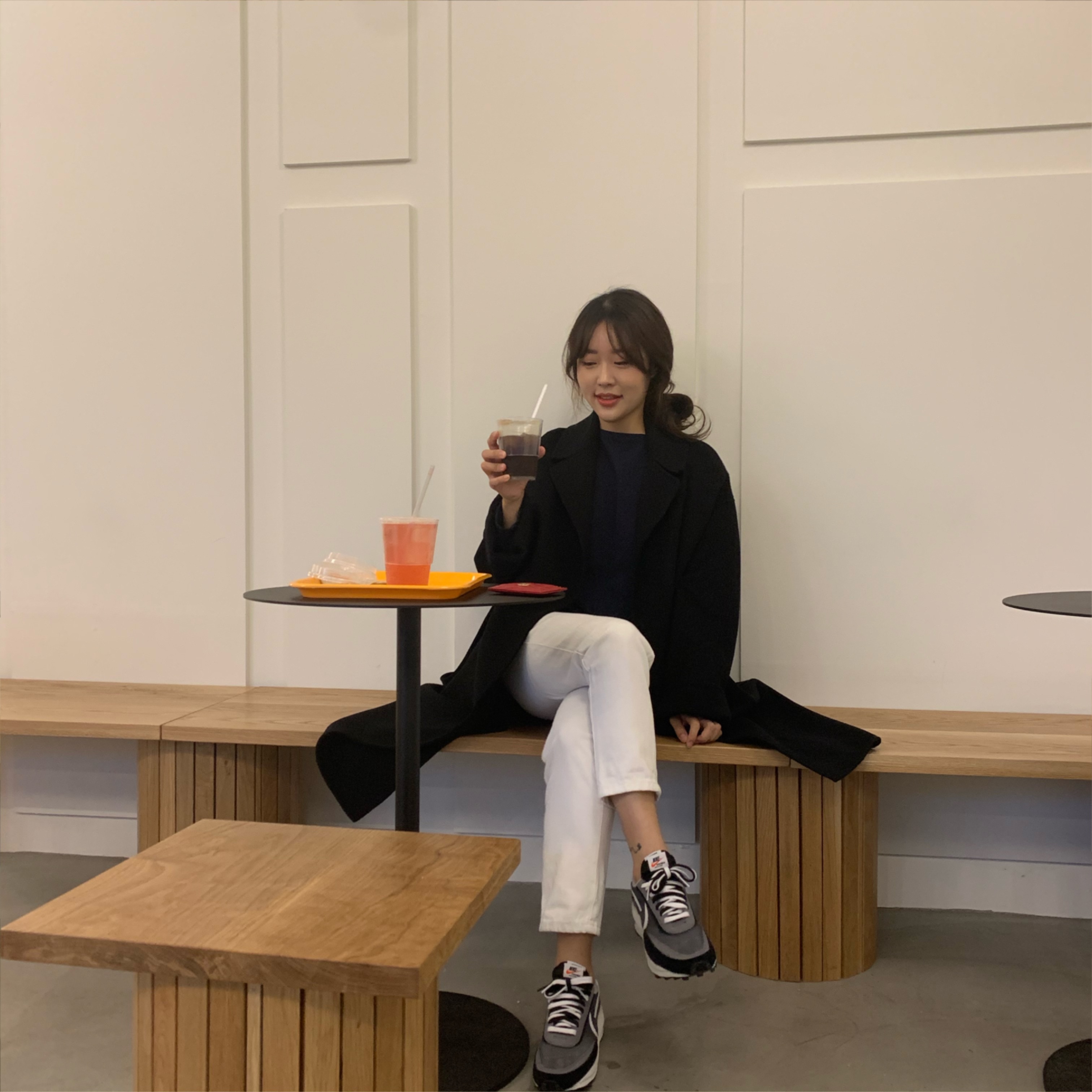 Nike x Sacai LDWaffle Black 착용 스타일