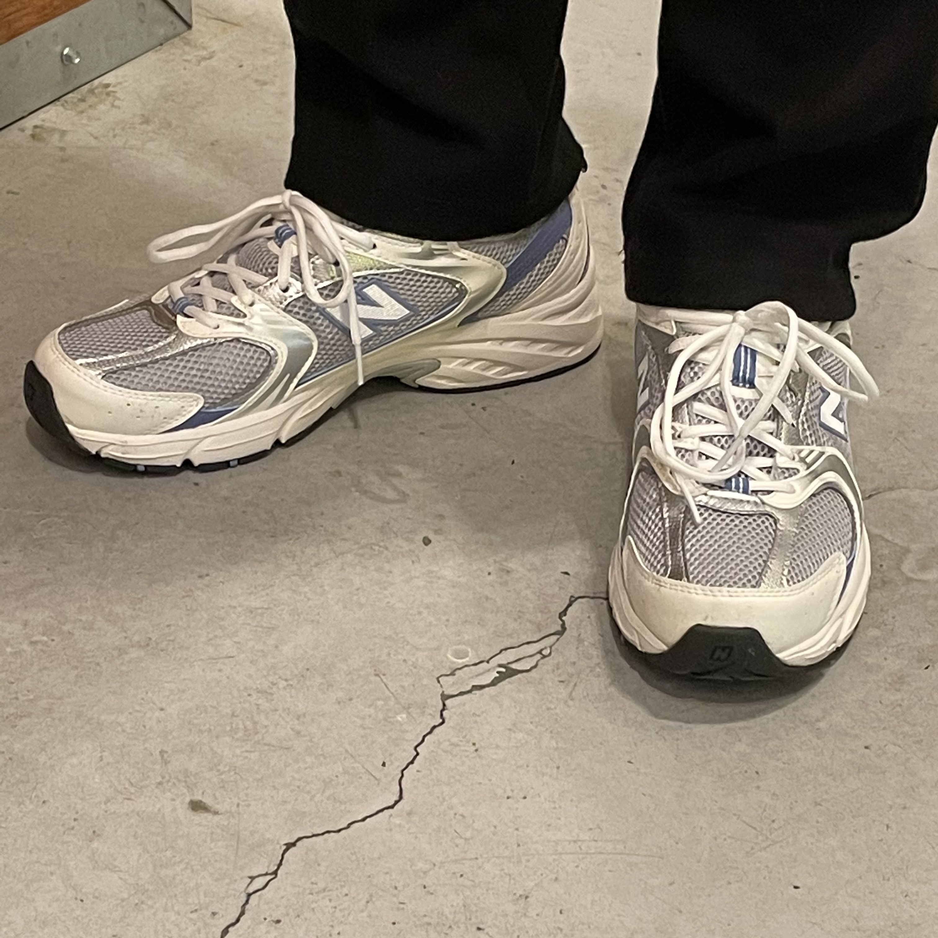 New Balance 530 Steel Blue 착용 스타일