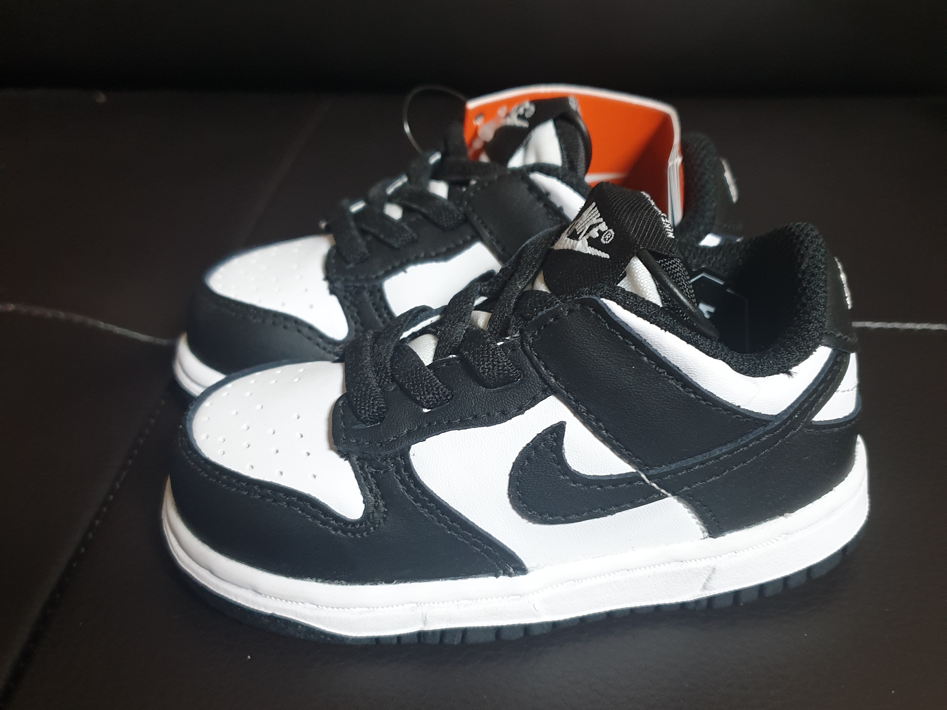 (TD) Nike Dunk Low Black, (TD) Jordan 11 Retro Bred 2019 착용 스타일 - 2