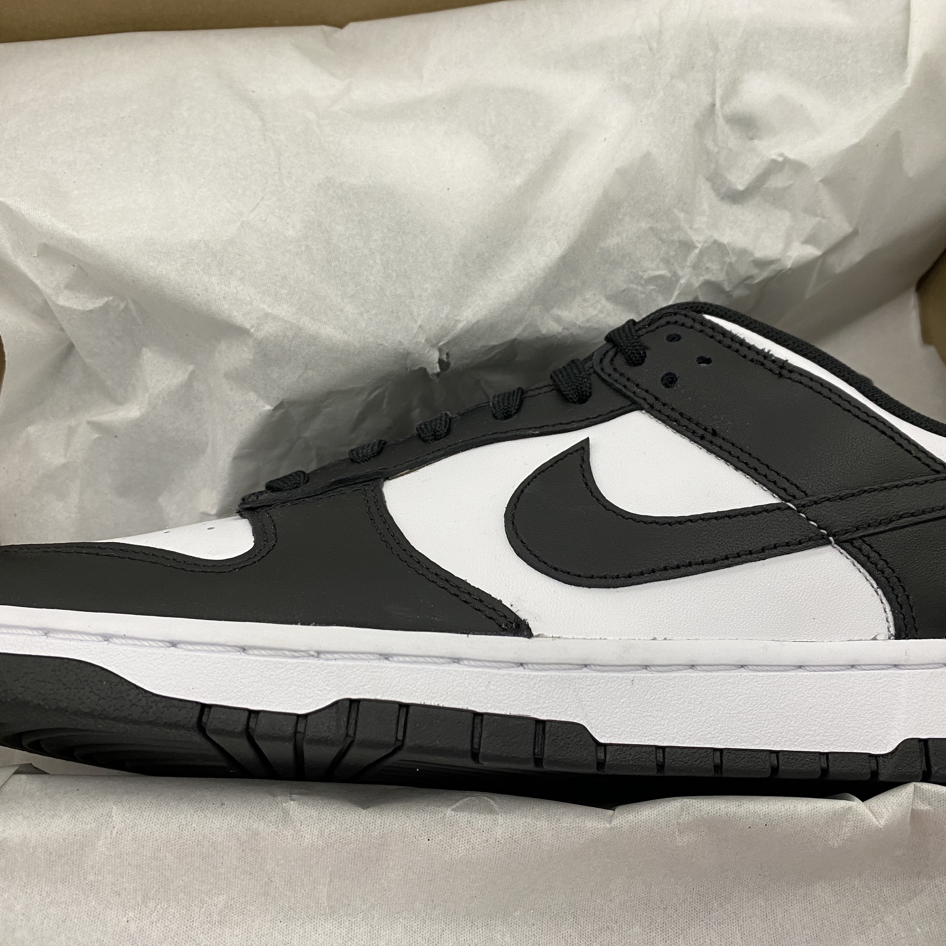Nike Dunk Low Retro Black 착용 스타일