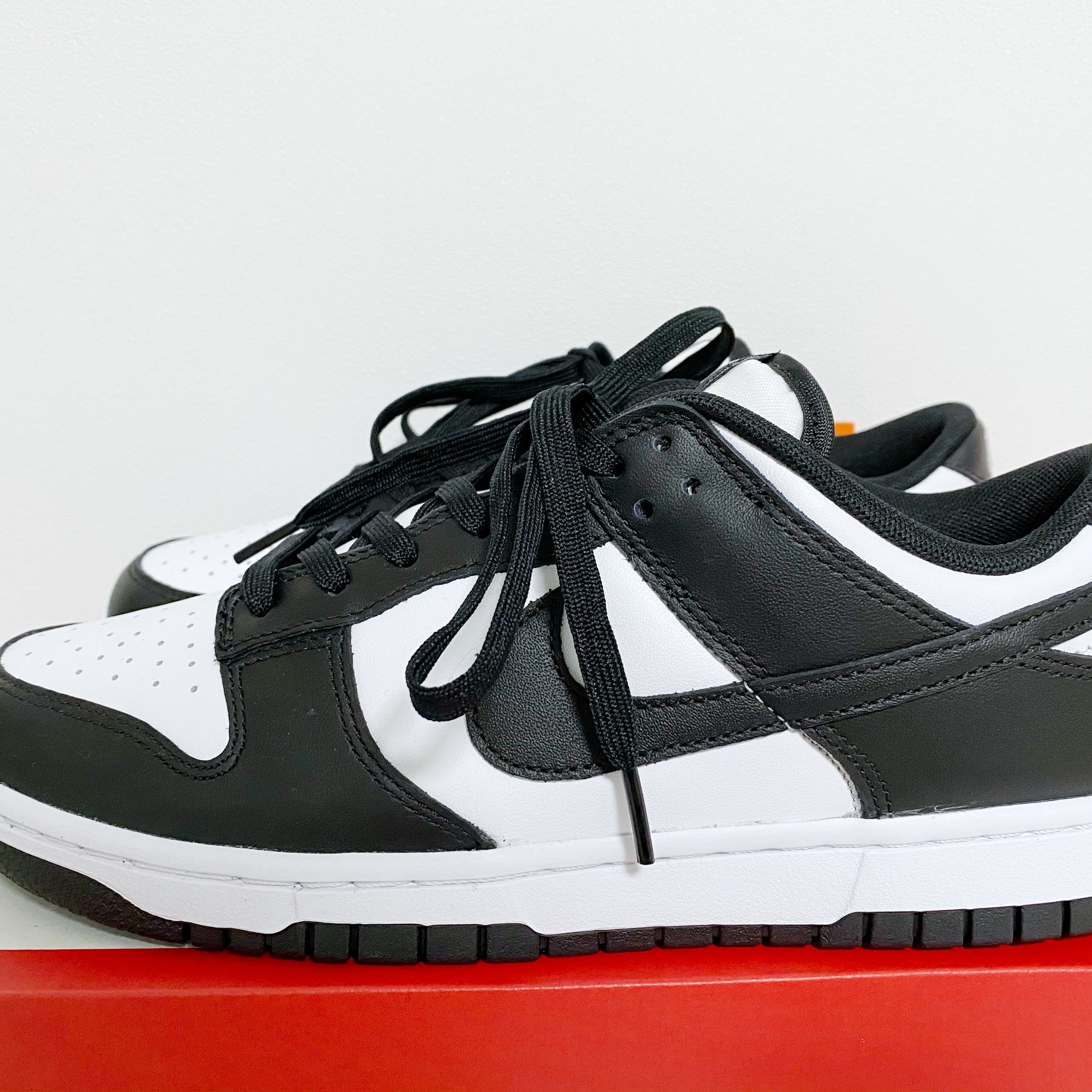Nike Dunk Low Retro Black 착용 스타일