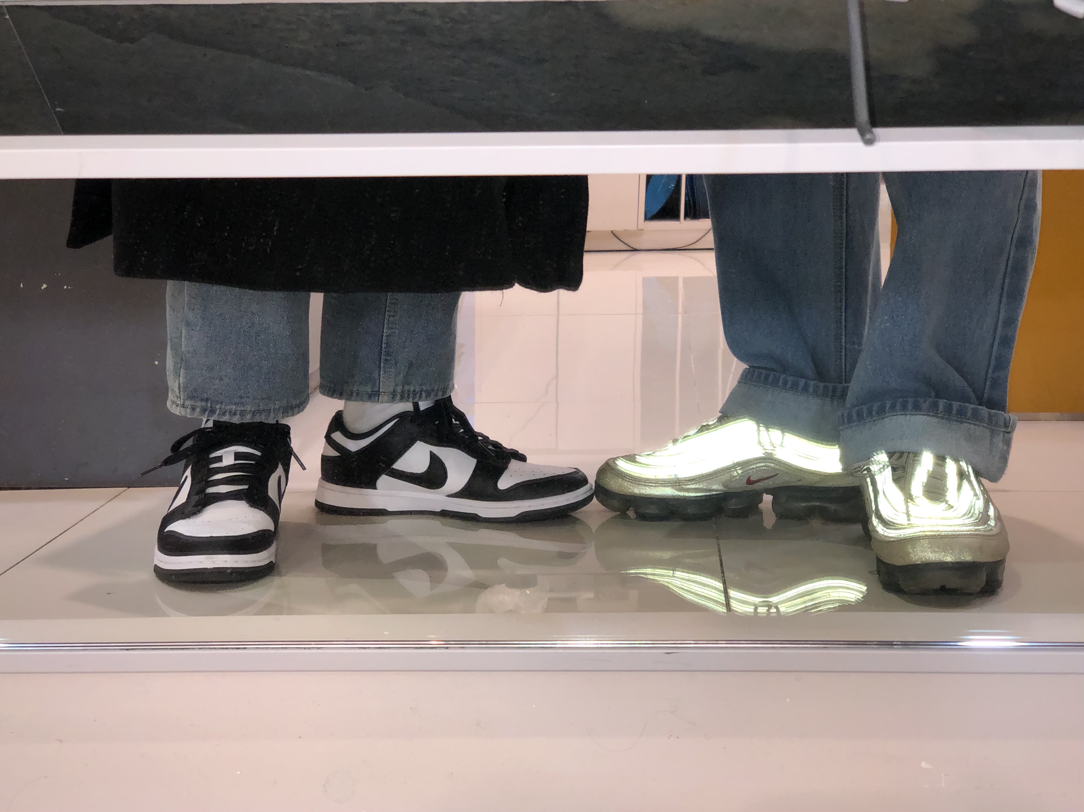 Nike Dunk Low Retro Black, Nike Air VaporMax 97 Silver Bullet 착용 스타일