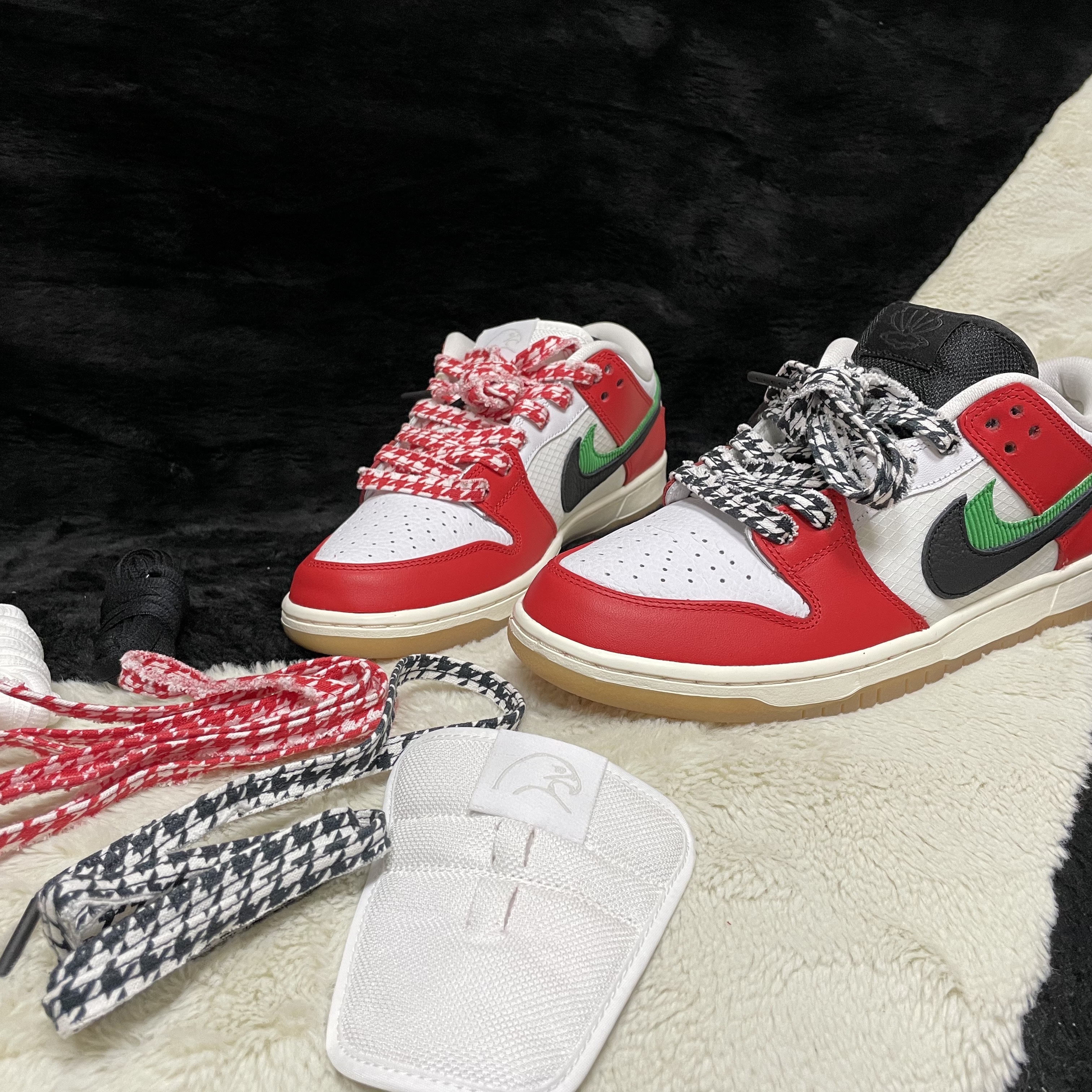 Nike x Frame Skate SB Dunk Low Pro Habibi 착용 스타일 - 5