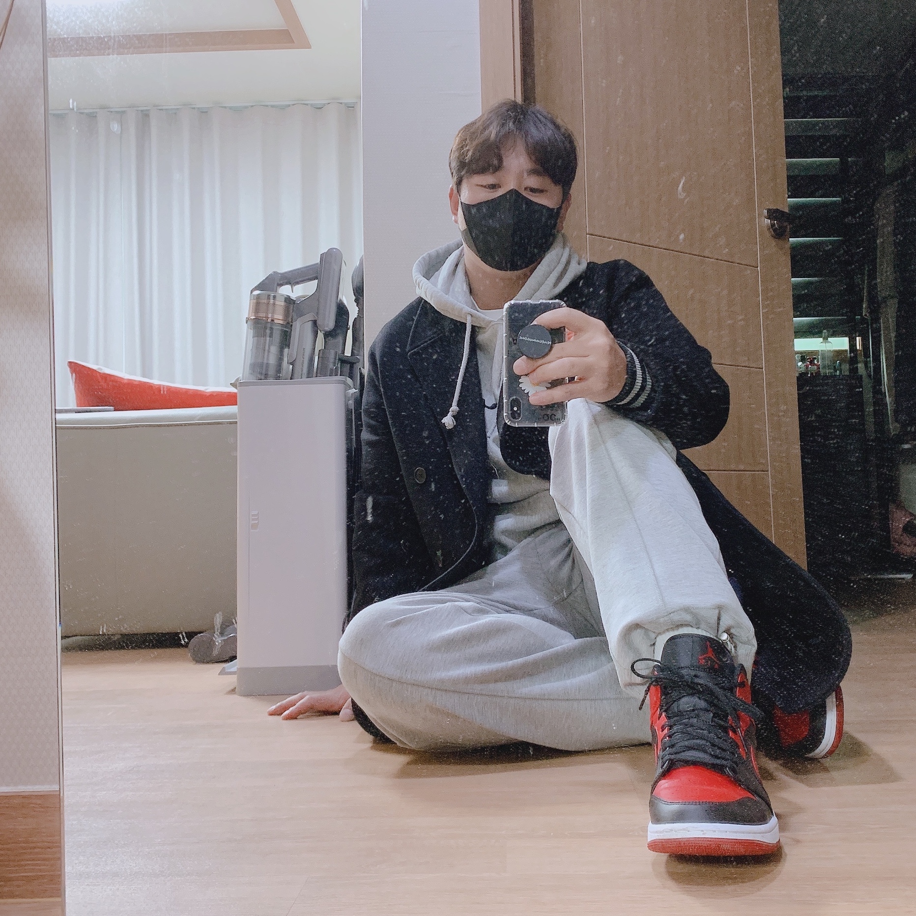 Jordan 1 Mid Bred Banned 2020 착용 스타일 - 2