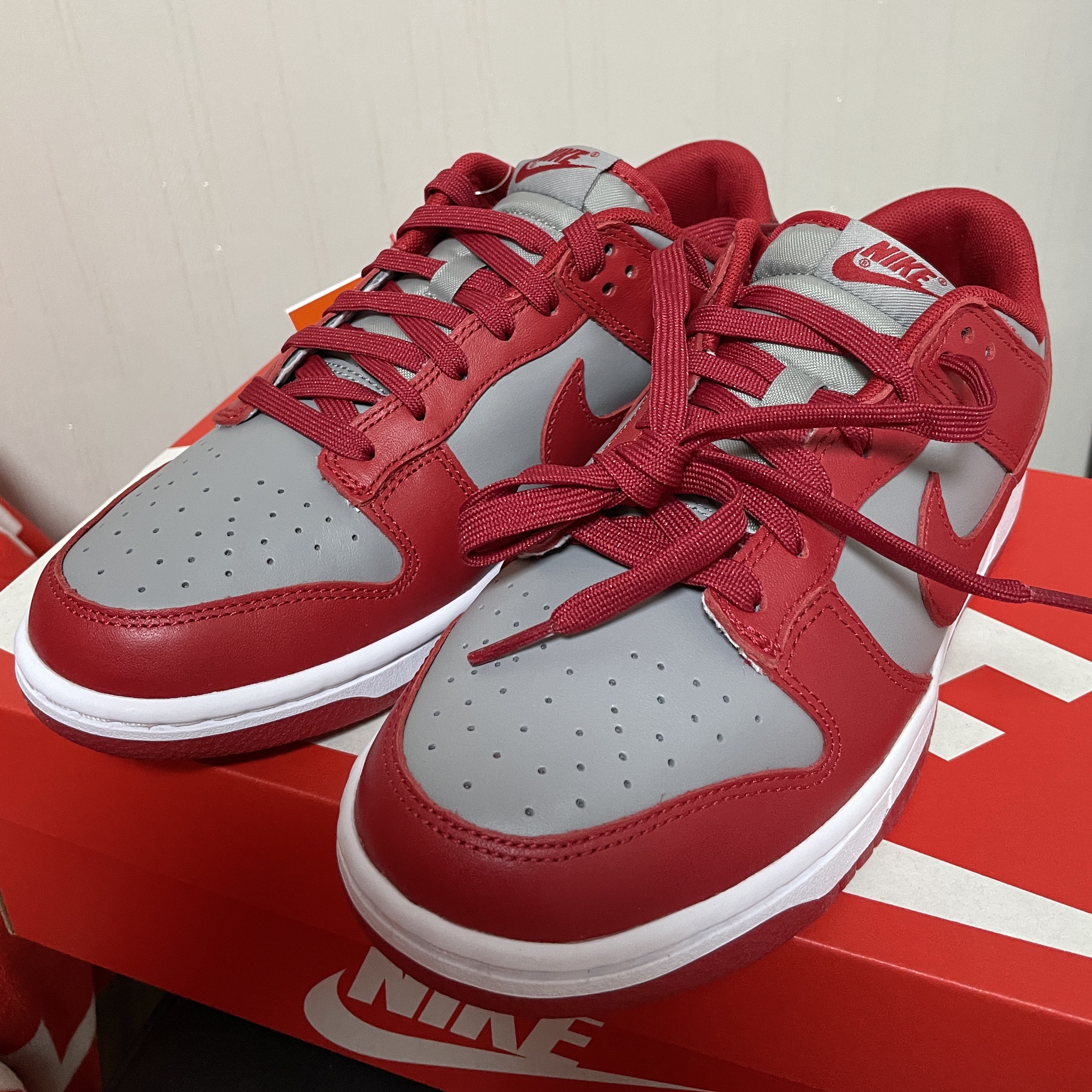 Nike Dunk Low Retro Medium Grey, Nike Dunk Low Retro Black 착용 스타일 - 1