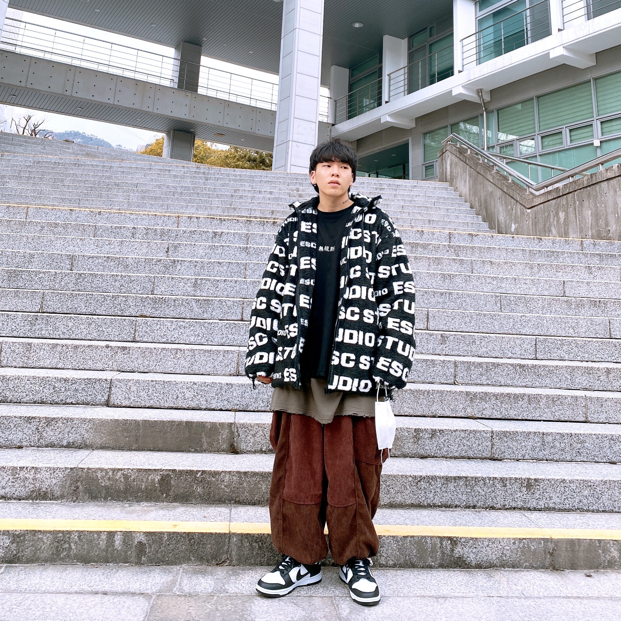 Nike Dunk Low Retro Black 착용 스타일
