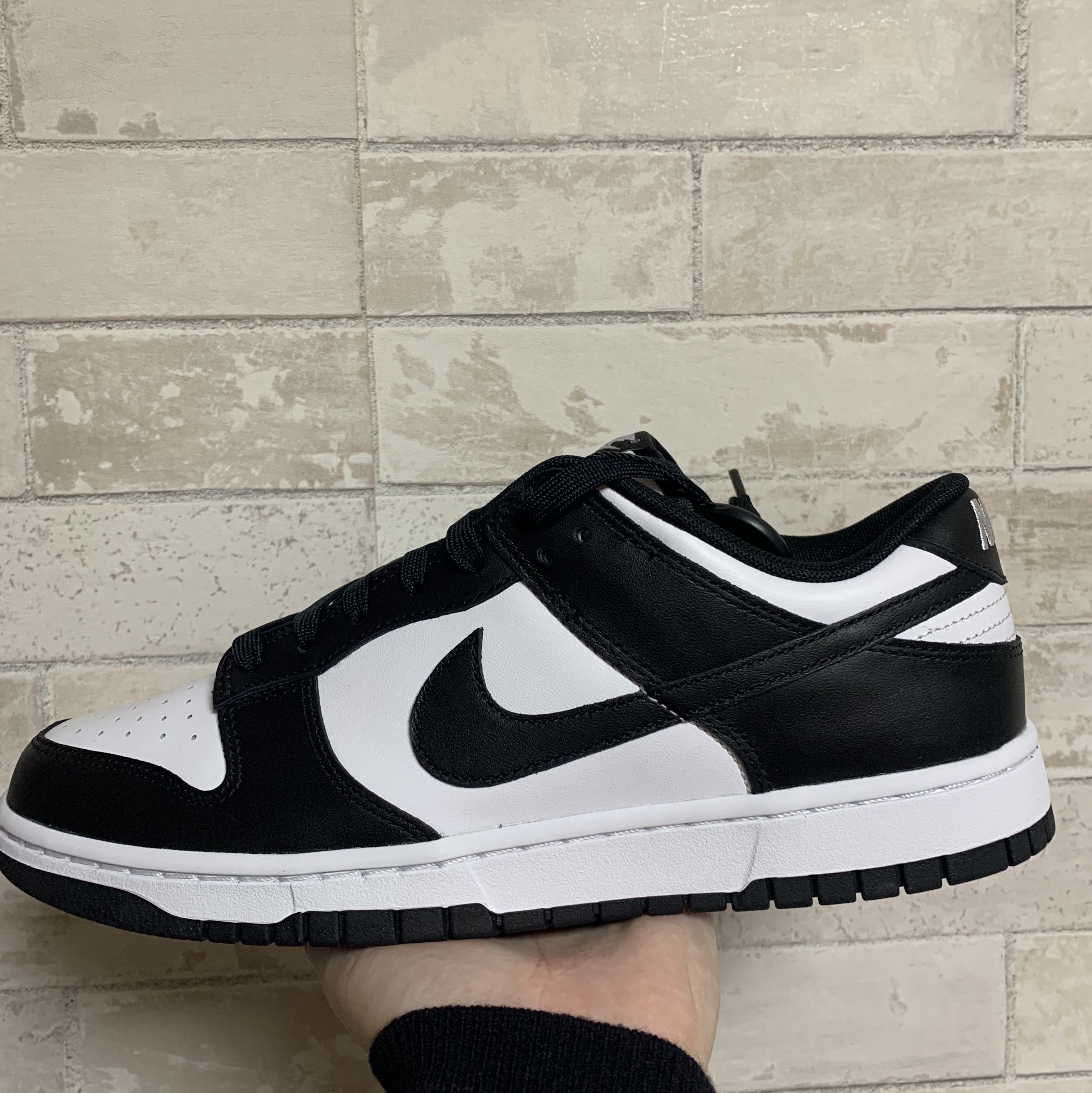 Nike Dunk Low Retro Black 착용 스타일