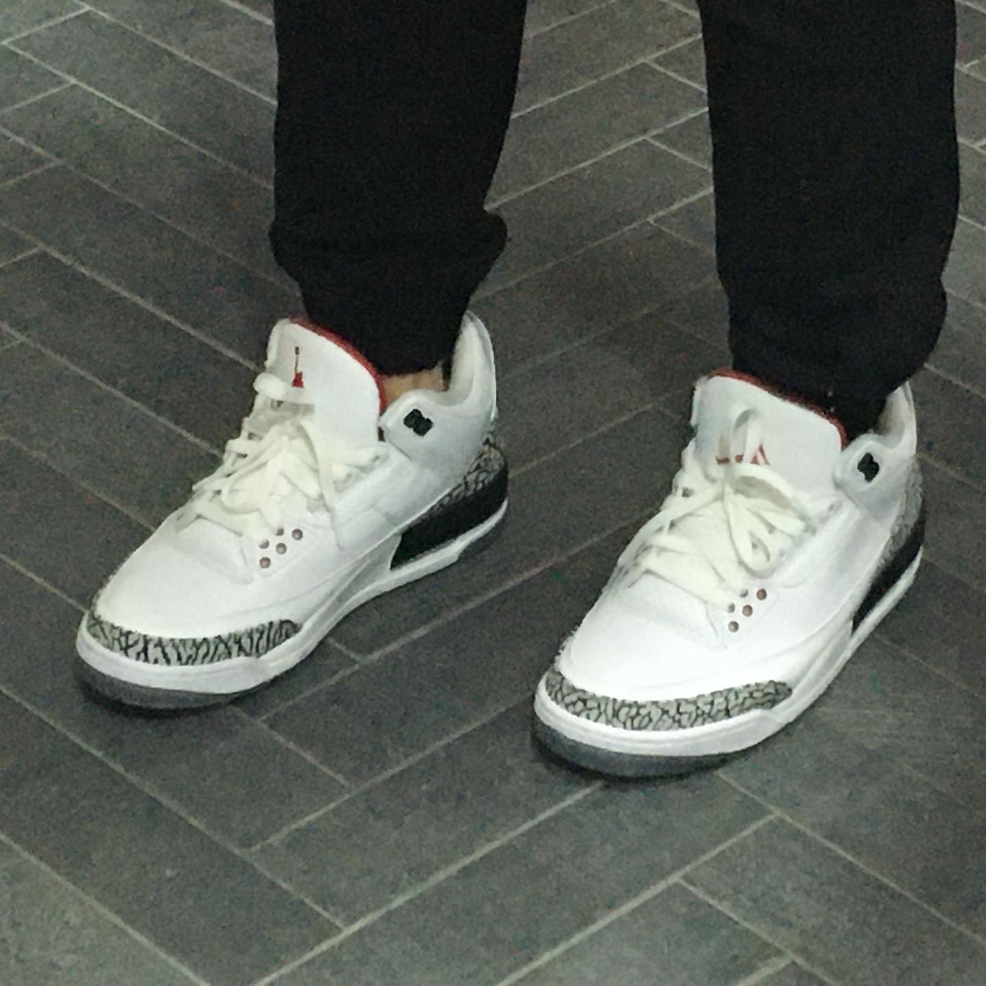 Jordan 3 Retro Free Throw Line White Cement 착용 스타일 - 2