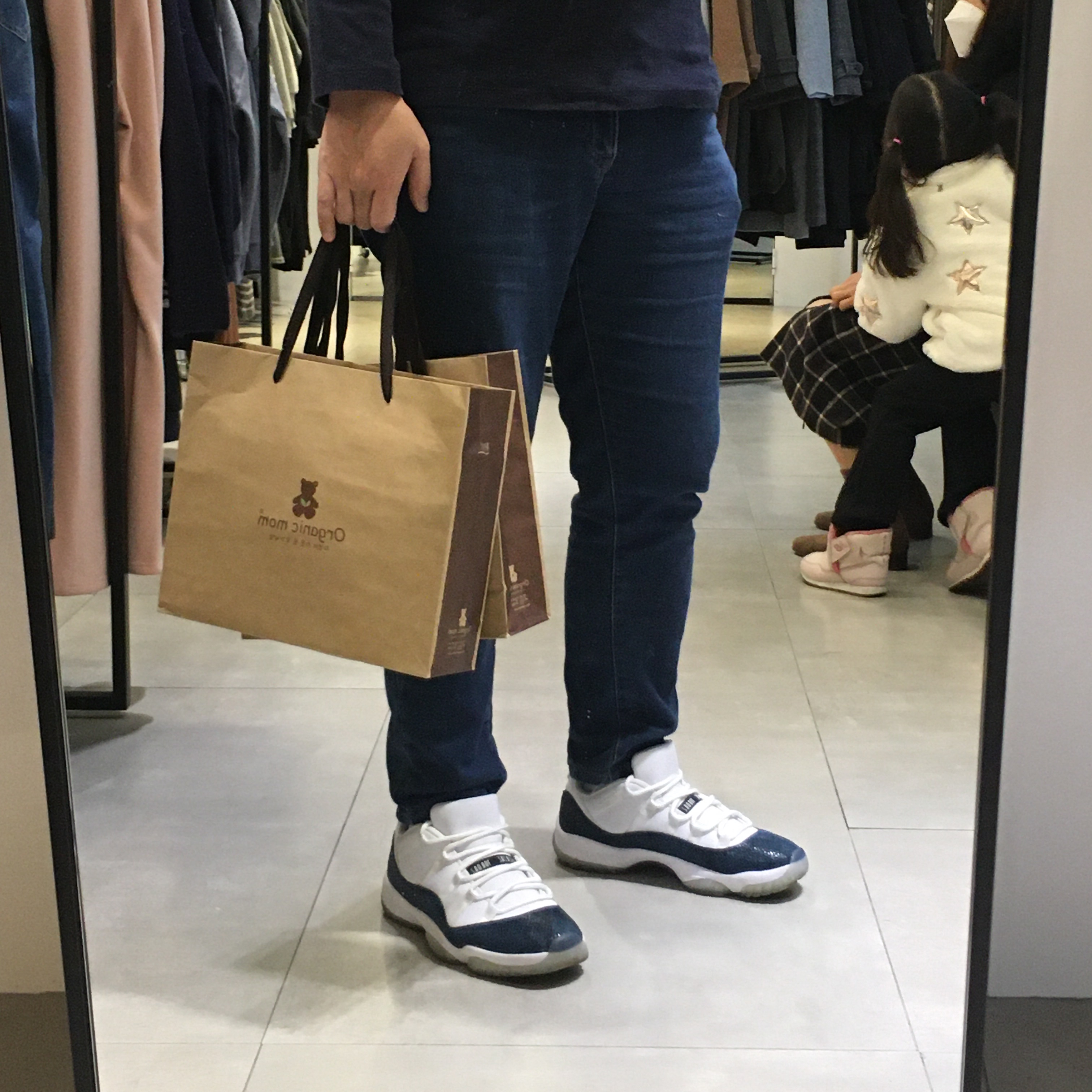 Jordan 11 Retro Low Navy Snakeskin 2019 착용 스타일 - 1