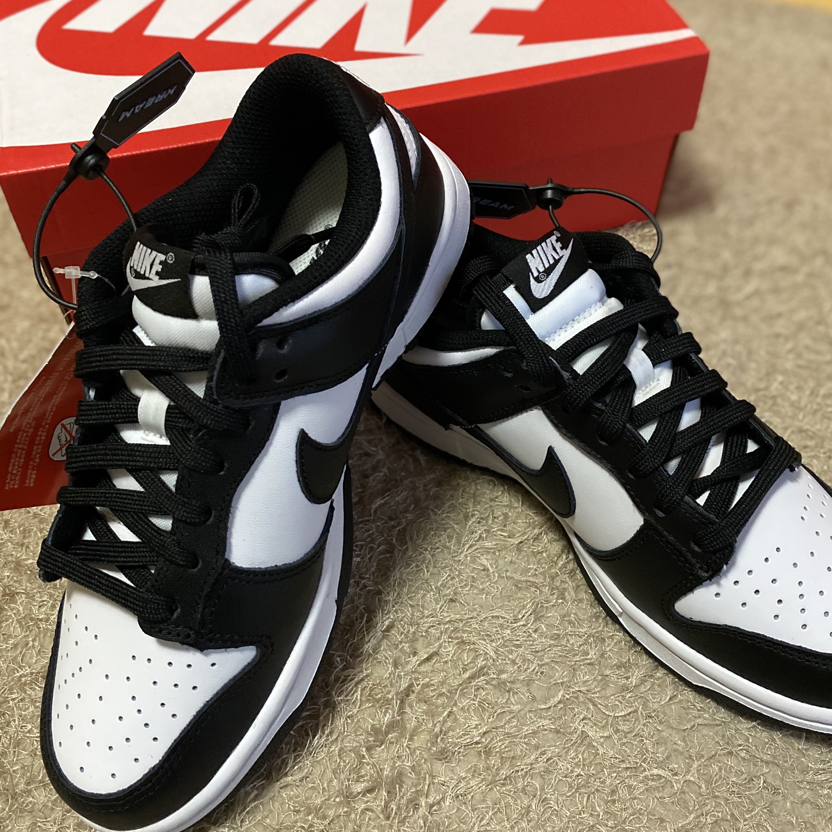 (W) Nike Dunk Low Black 착용 스타일