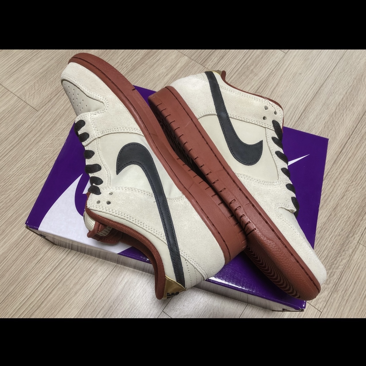 Nike SB Dunk Low Pro Hennessy 착용 스타일