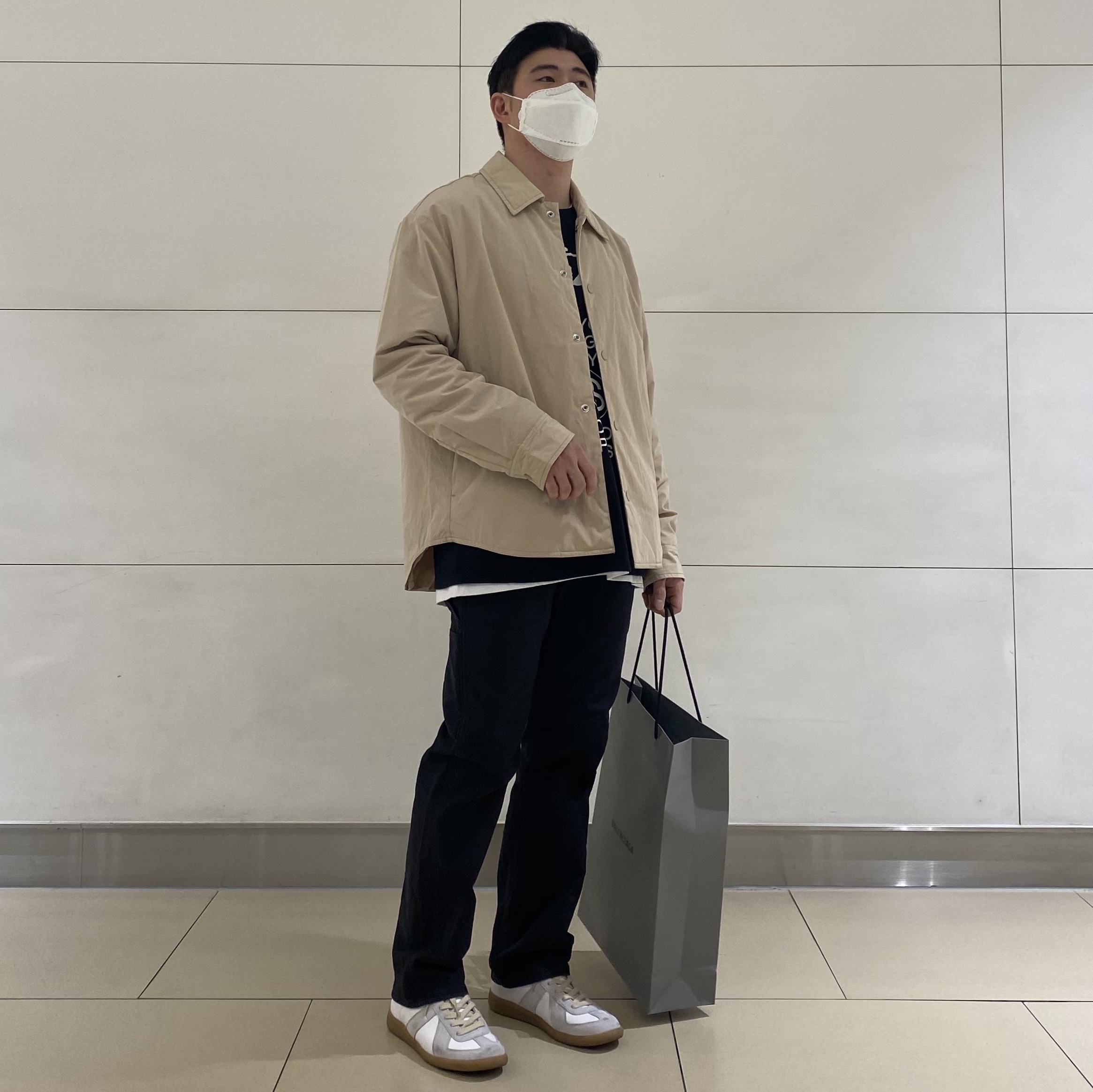Maison Margiela Calfskin Replica Sneakers 착용 스타일