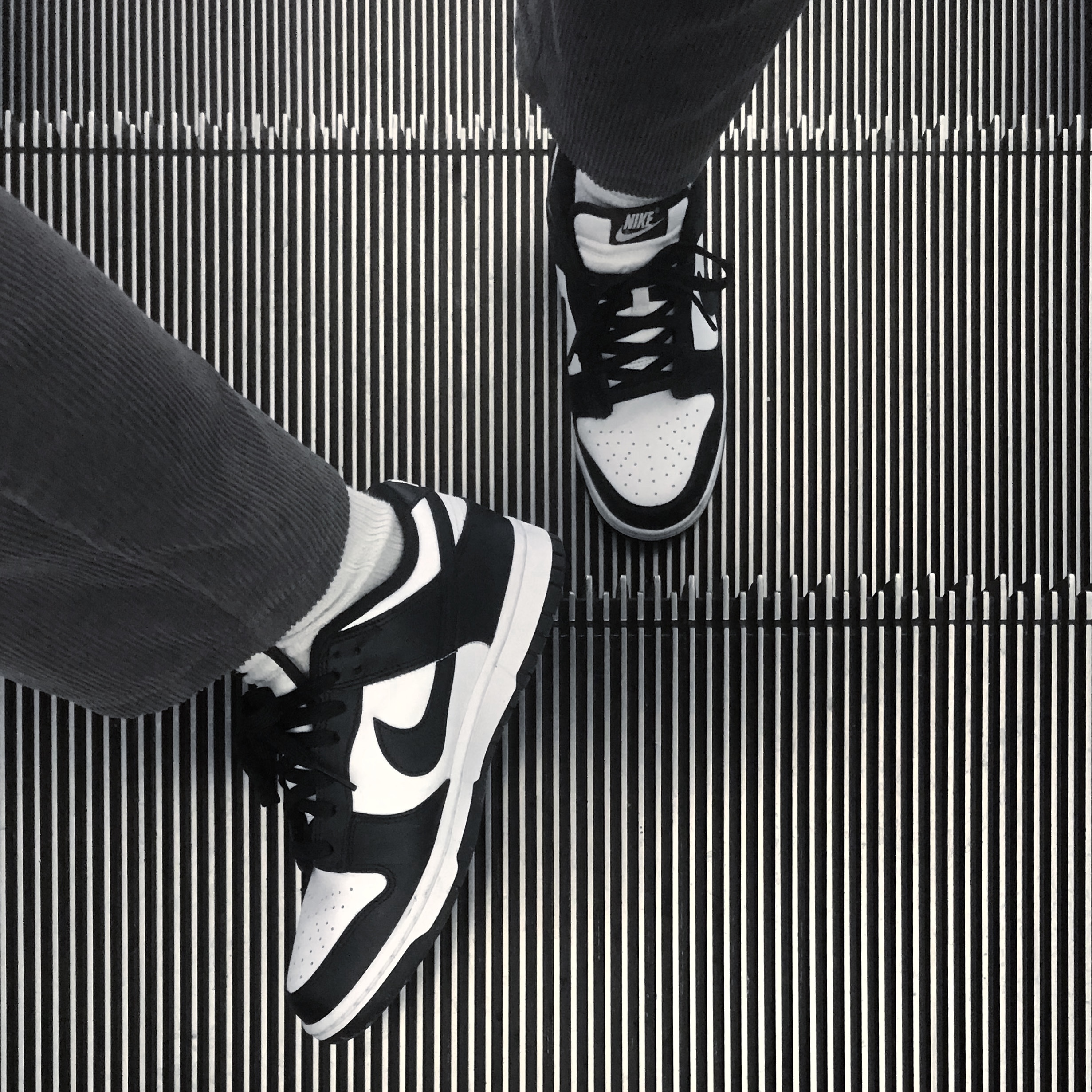 Nike Dunk Low Retro Black 착용 스타일