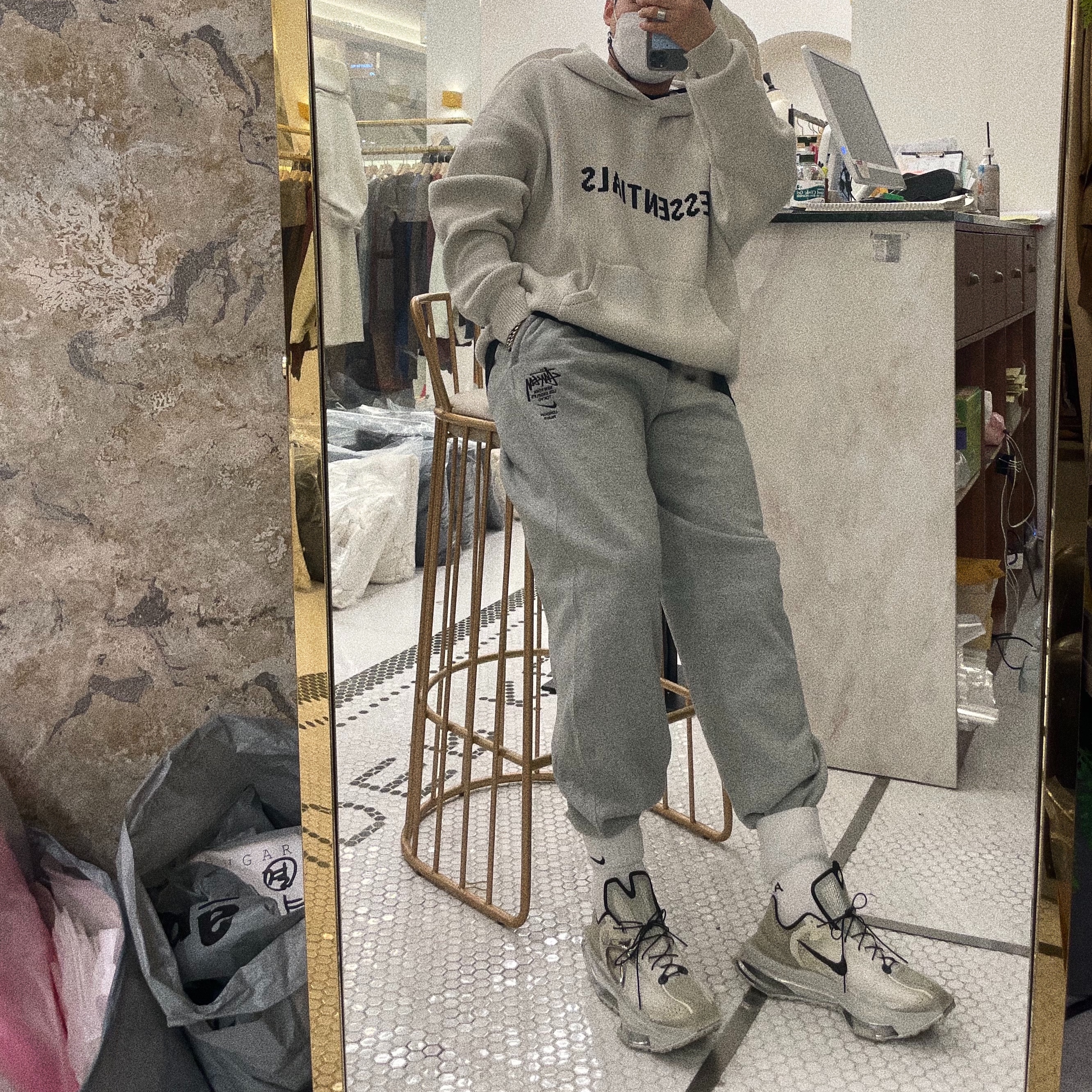 Nike x Stussy NRG ZR Fleece Pants Heather Grey - US/EU, Nike x Matthew M Williams Zoom 004 Stone 착용 스타일