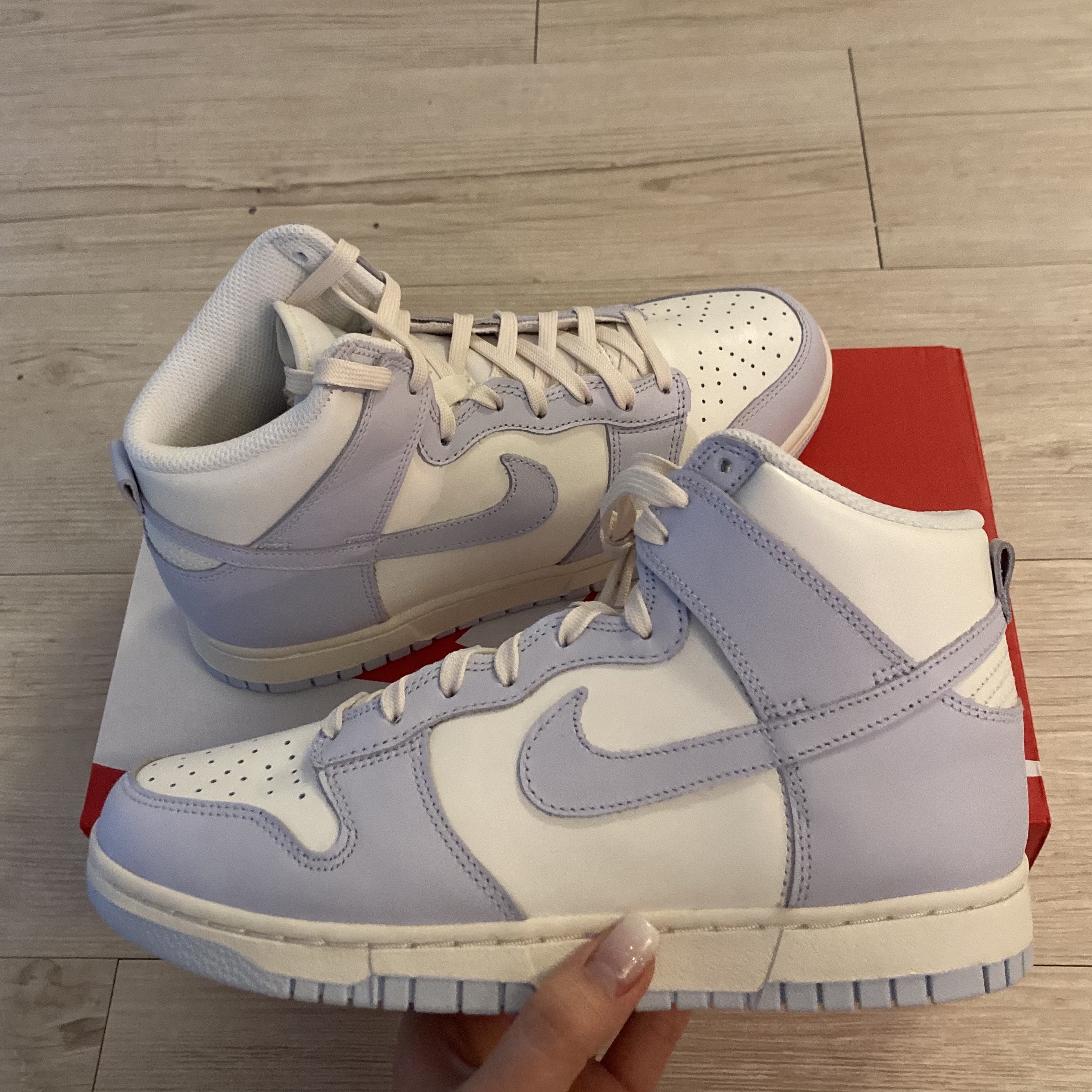 (W) Nike Dunk High Football Grey 착용 스타일 - 3