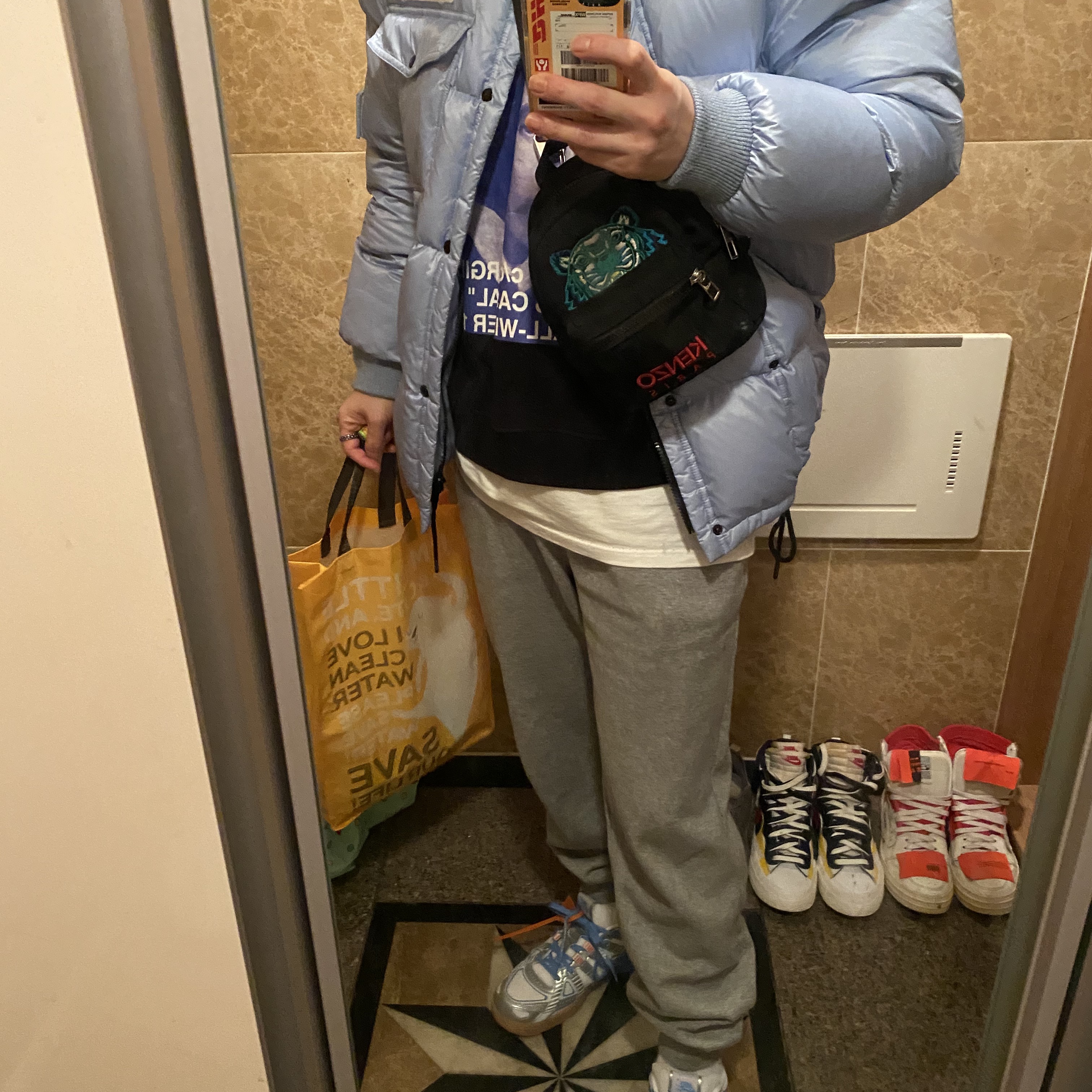 Nike x Sacai Blazer Mid Snow Beach, Nike x Off-White Air Rubber Dunk University Blue 착용 스타일 - 1