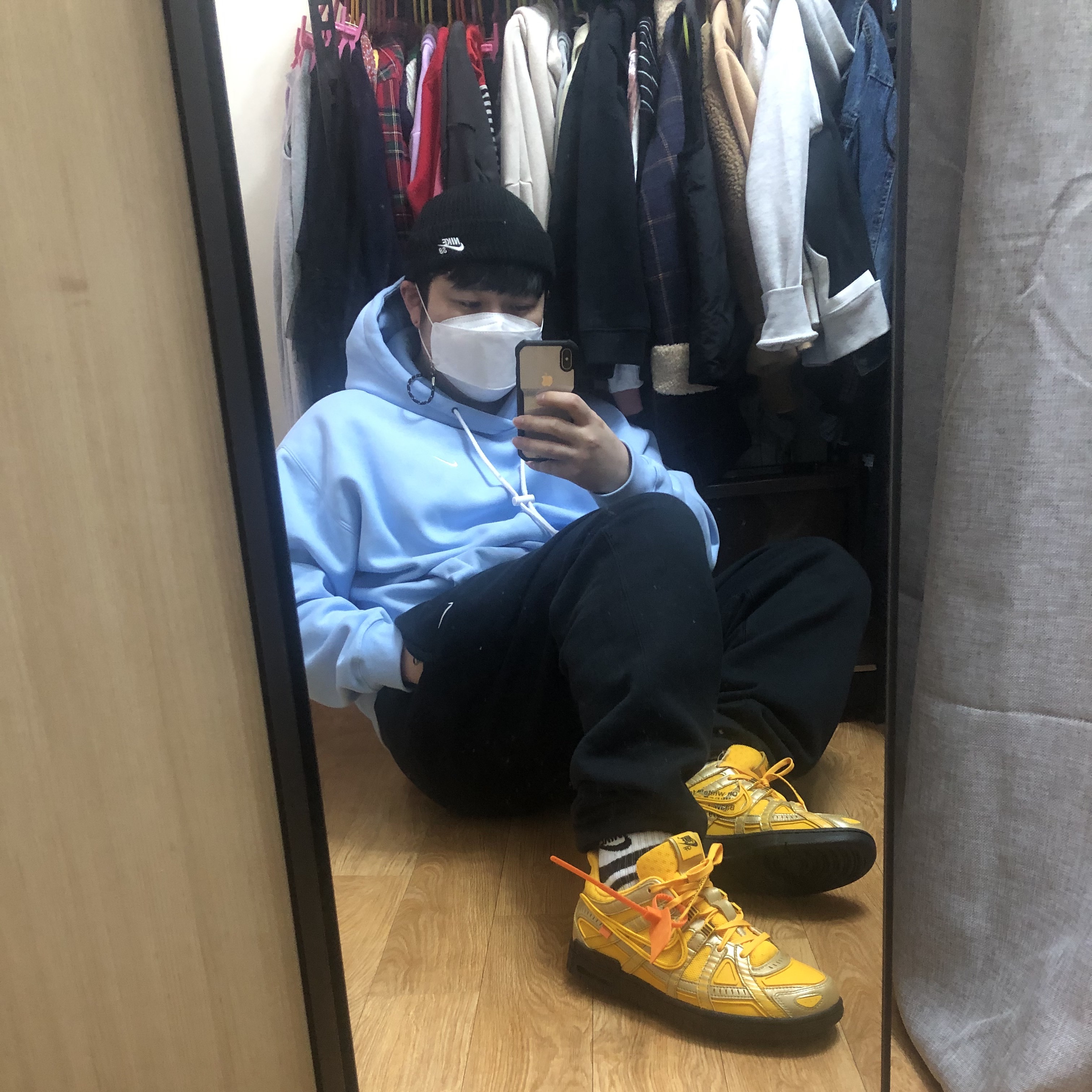 Nike x Off-White Air Rubber Dunk University Gold, Nike M NRG Hoodie Psychic Blue 착용 스타일