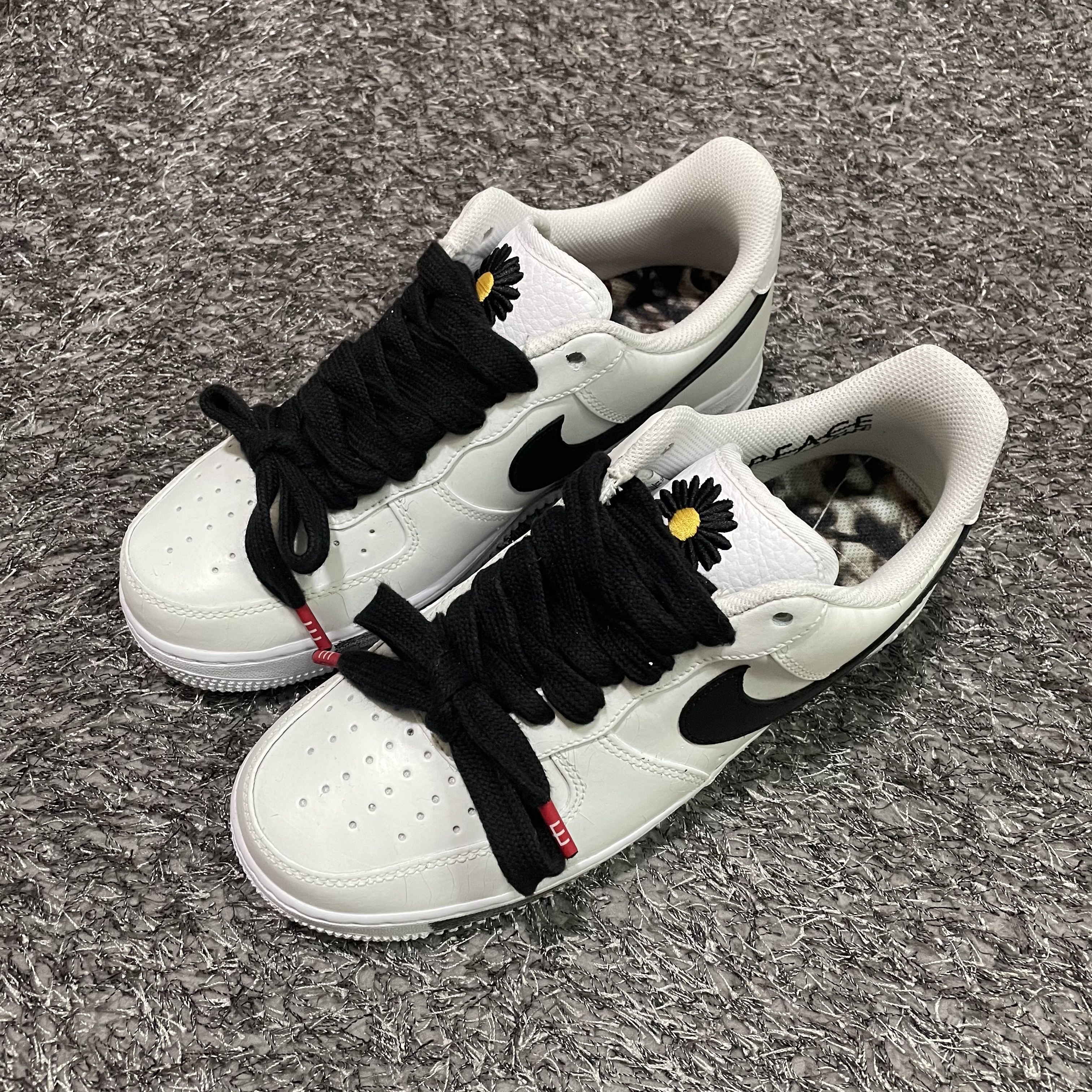Nike x Peaceminusone Air Force 1 Low Para-Noise 2.0 착용 스타일