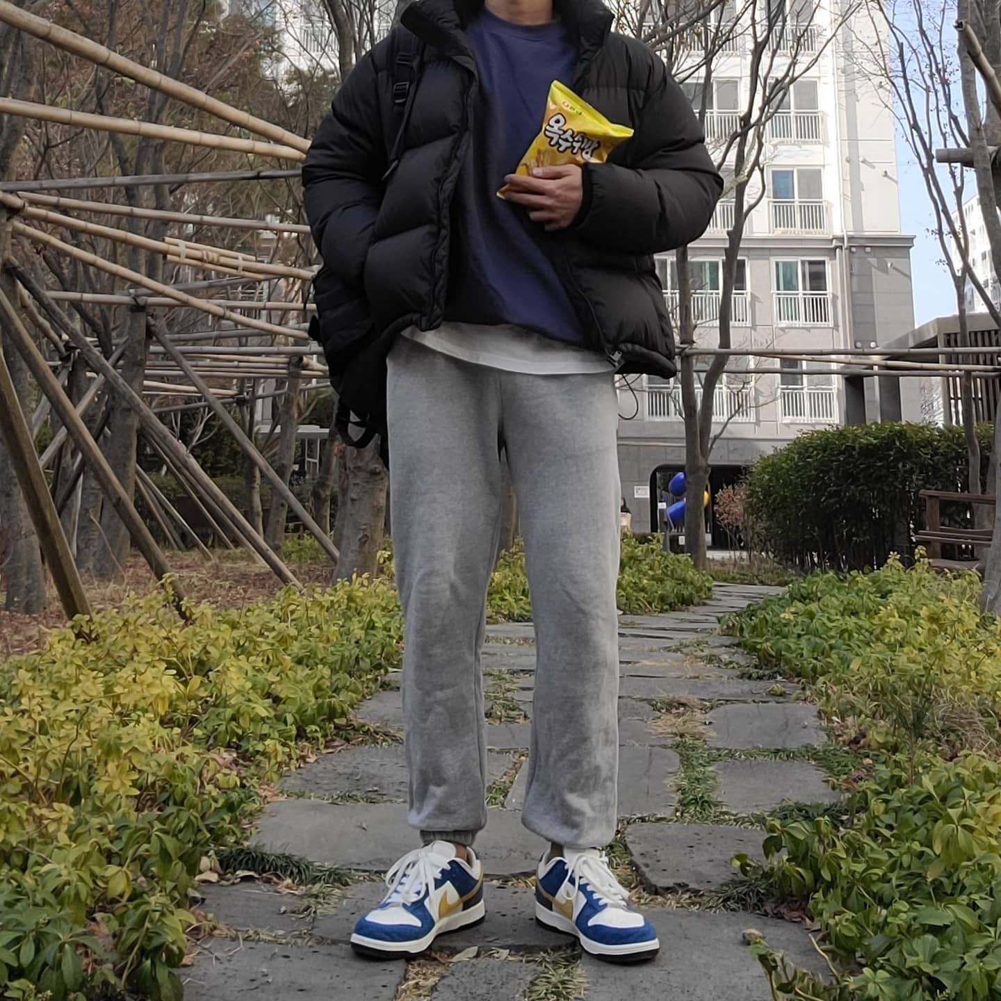 Nike x Kasina Dunk Low 80's Bus 착용 스타일