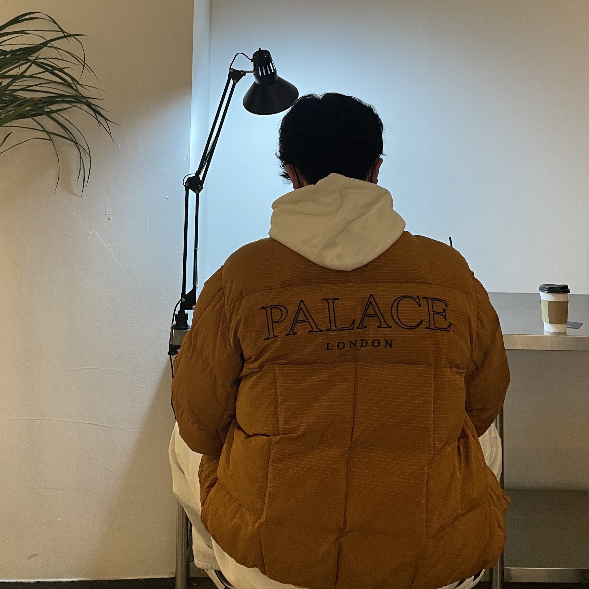 Palace Puff Dadda Jacket Yellow - 20FW, Jordan 1 Retro High OG Black Mocha 착용 스타일 - 2