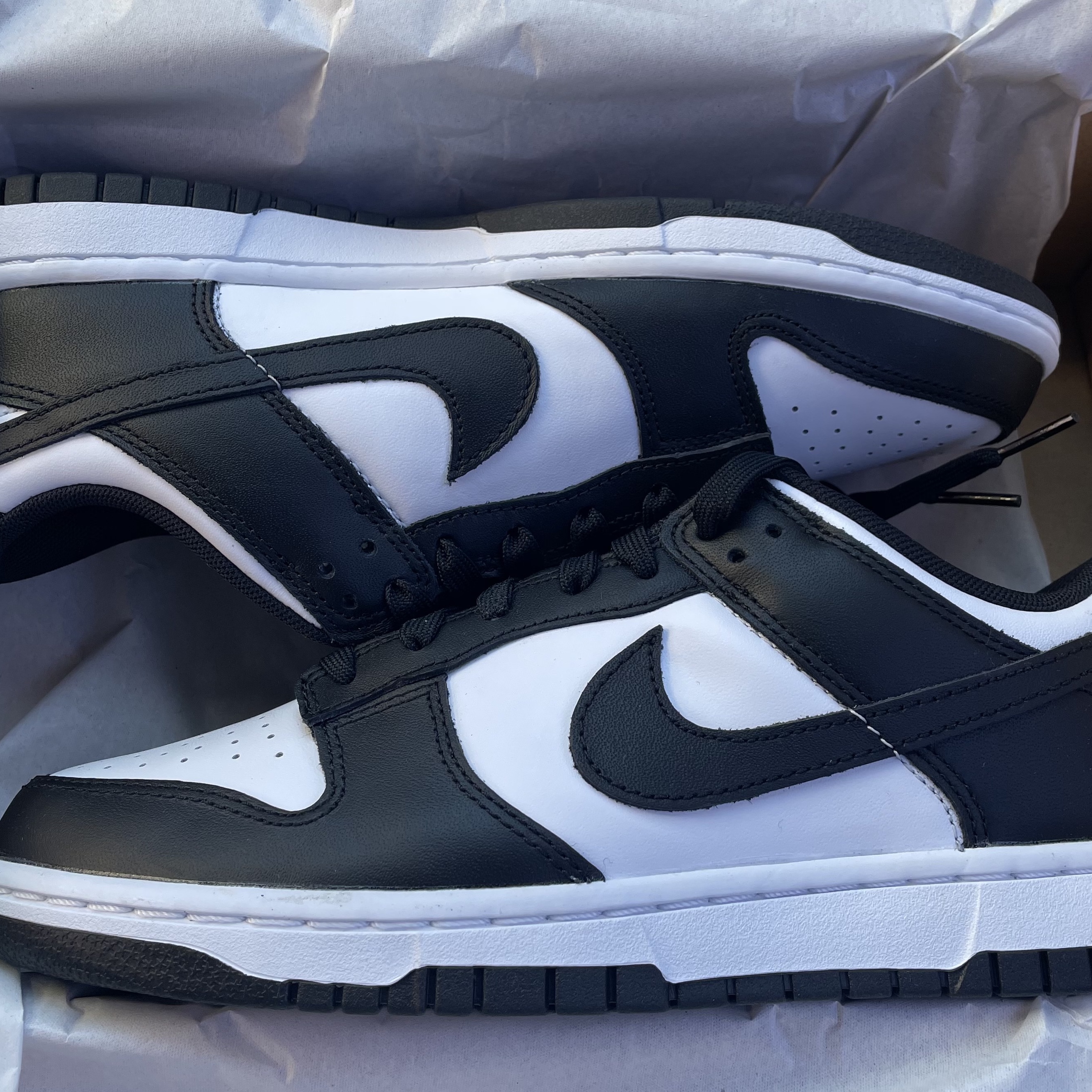Nike Dunk Low Retro Black 착용 스타일