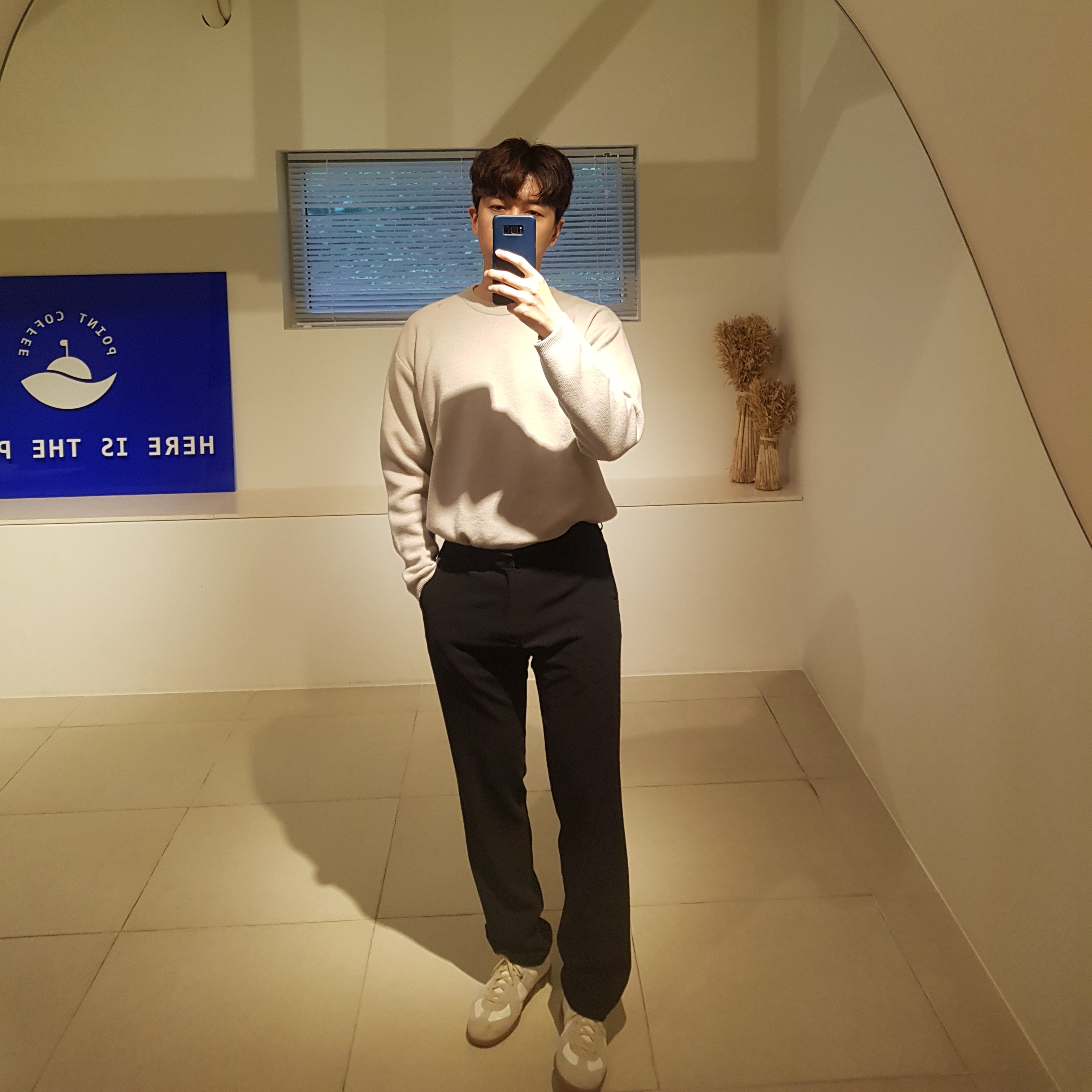 Maison Margiela Calfskin Replica Sneakers 착용 스타일