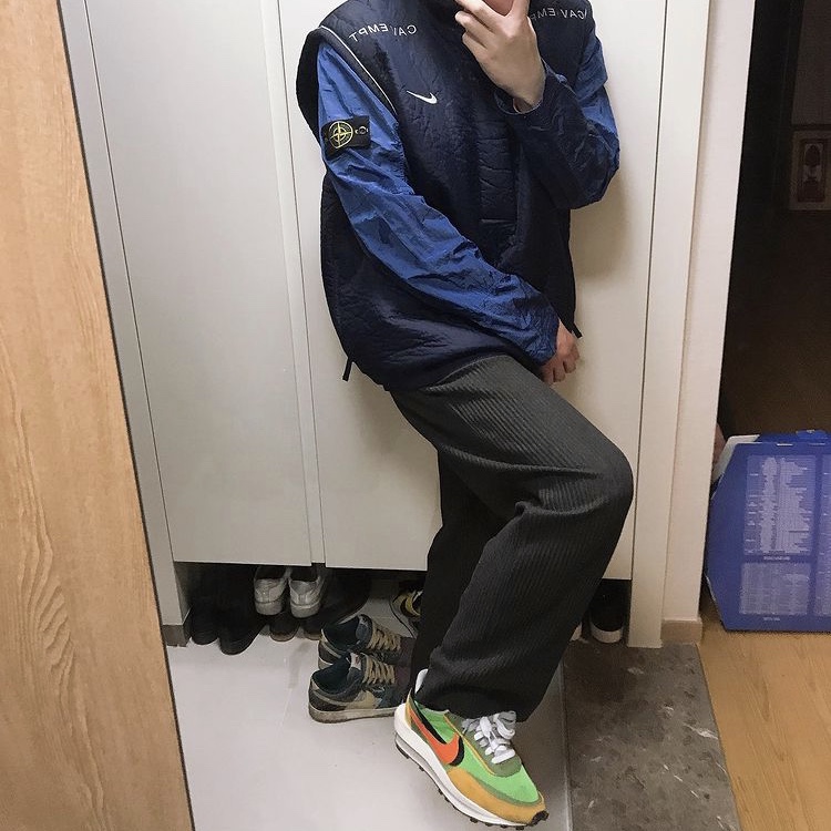 Nike x Sacai LDWaffle Green Multi 착용 스타일