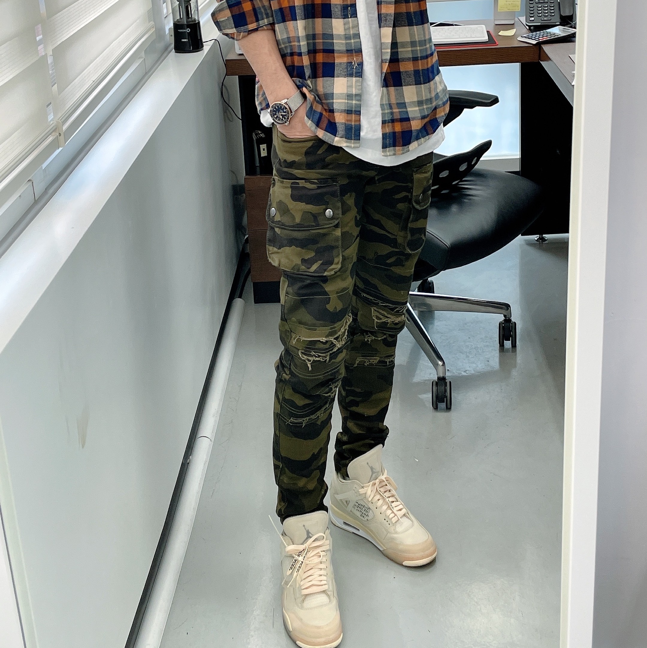 (W) Jordan 4 x Off-White Retro SP Sail 착용 스타일 - 2