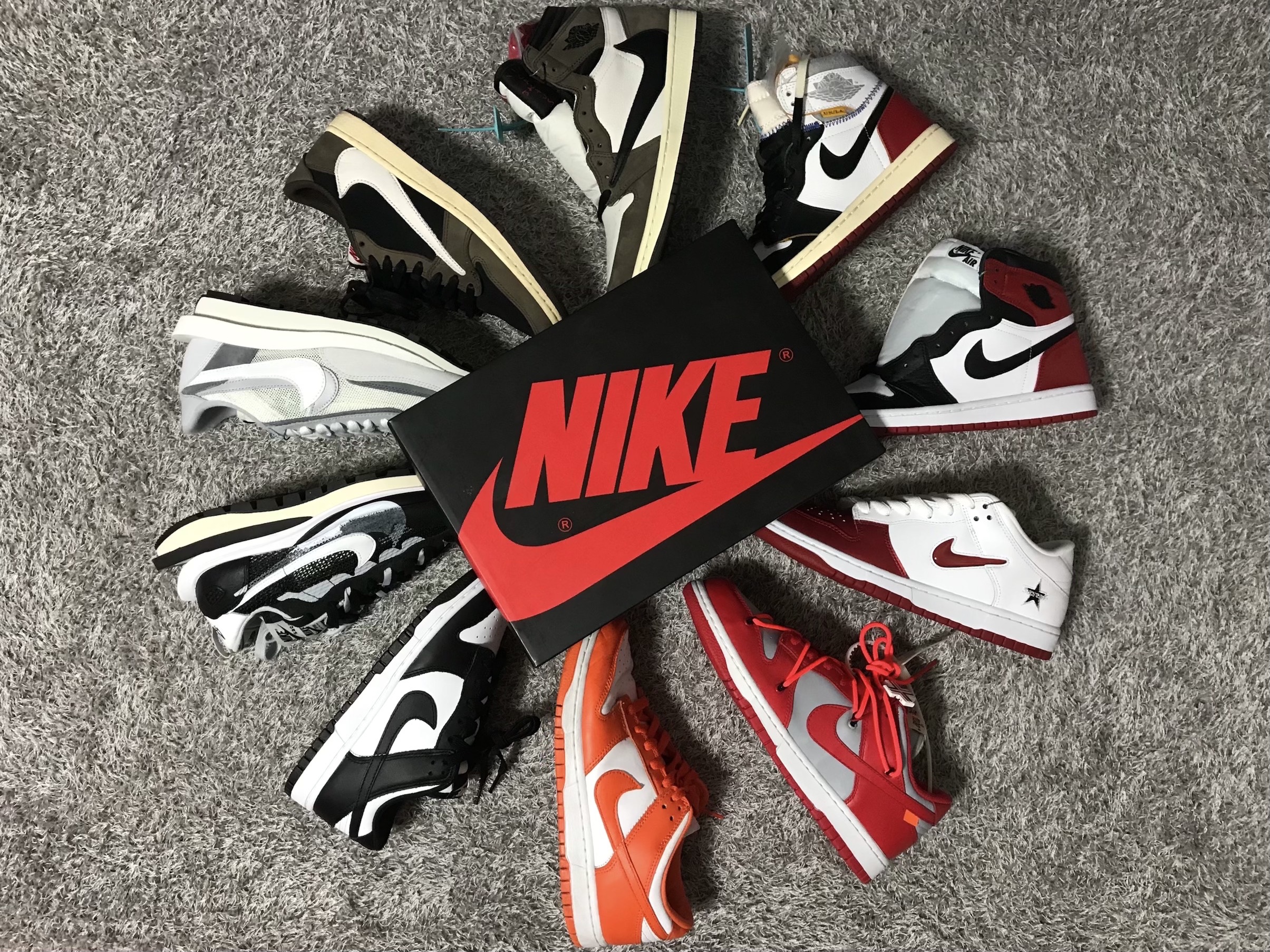 Jordan 1 x Travis Scott Retro High OG SP Mocha, Jordan 1 x Travis Scott Retro Low OG SP Mocha 착용 스타일 - 1