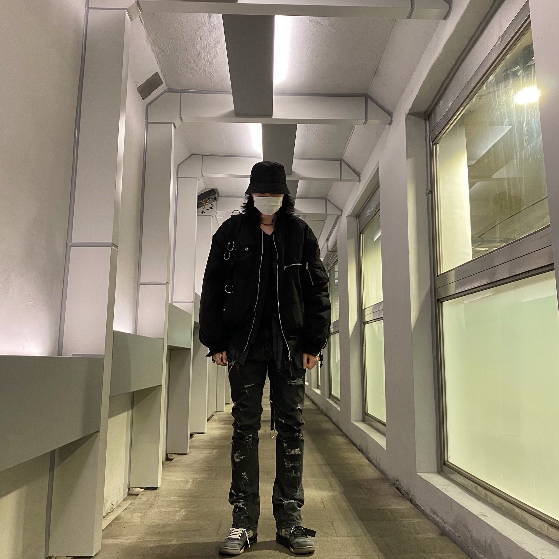 Jordan 5 x Off-White Retro SP Black Muslin 착용 스타일