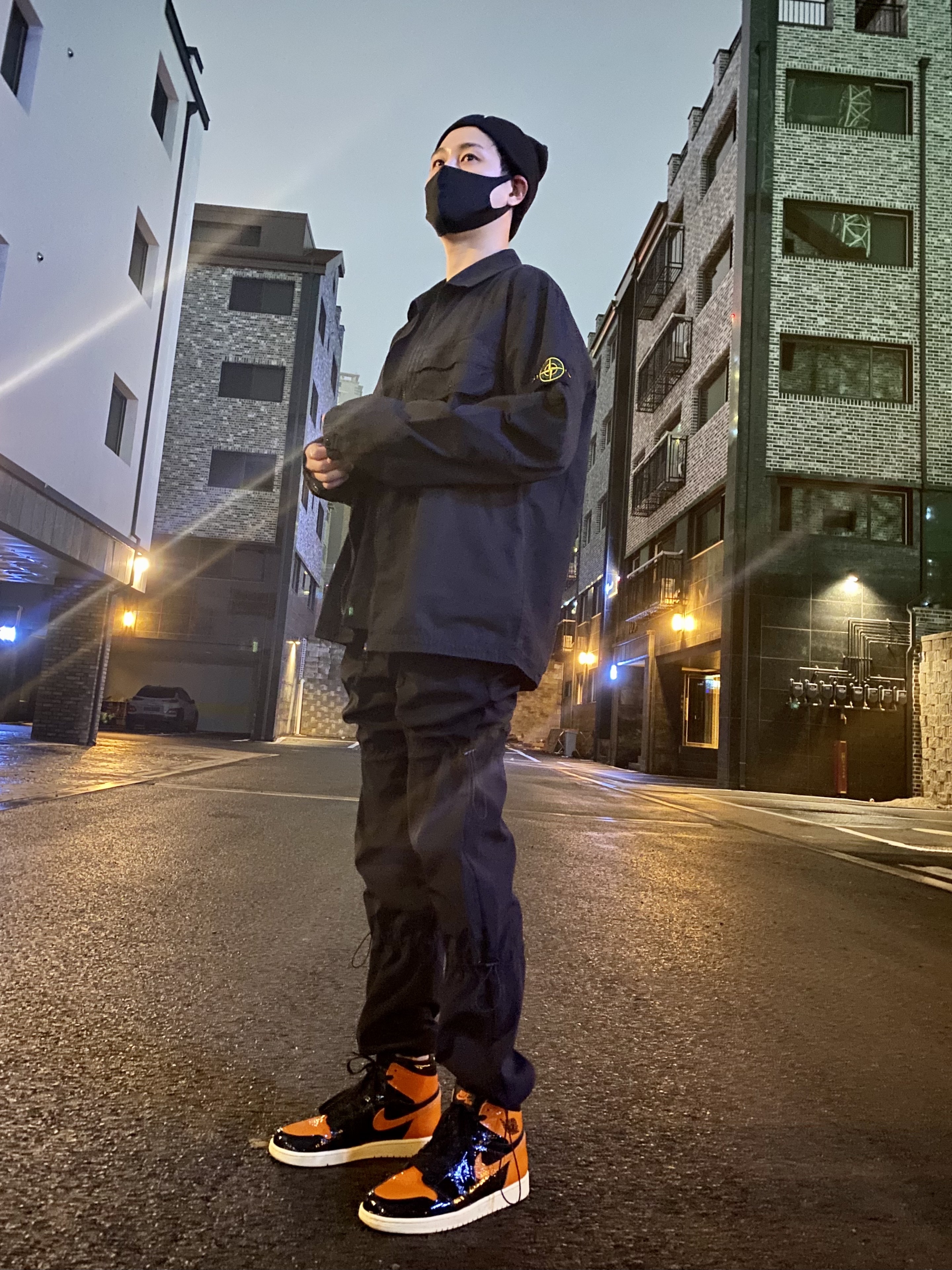 Nike x Stussy Cuff Beanie Black, Jordan 1 Retro High Shattered Backboard 3.0 착용 스타일 - 1