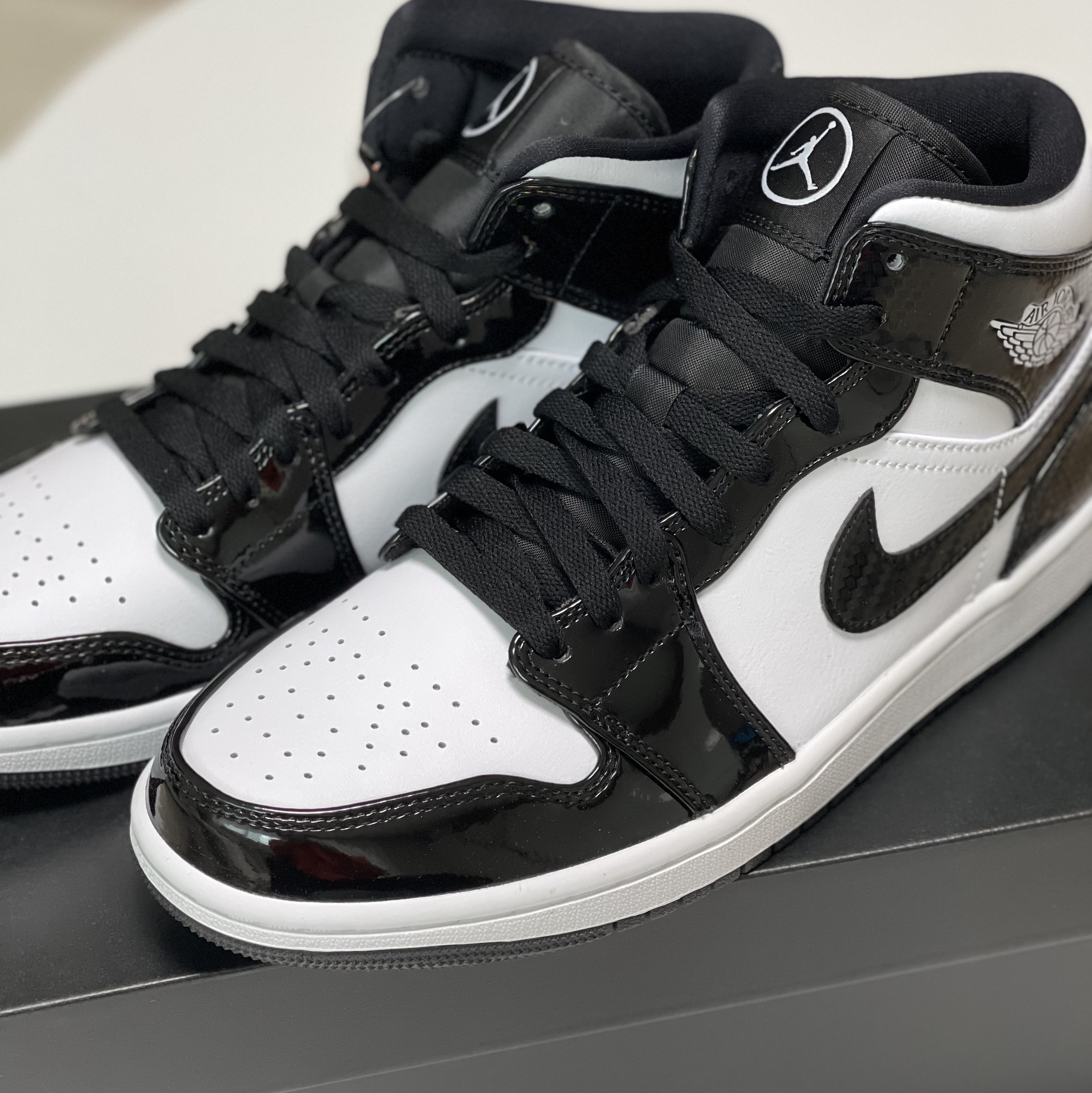Jordan 1 Mid SE ASW Black 착용 스타일 - 3