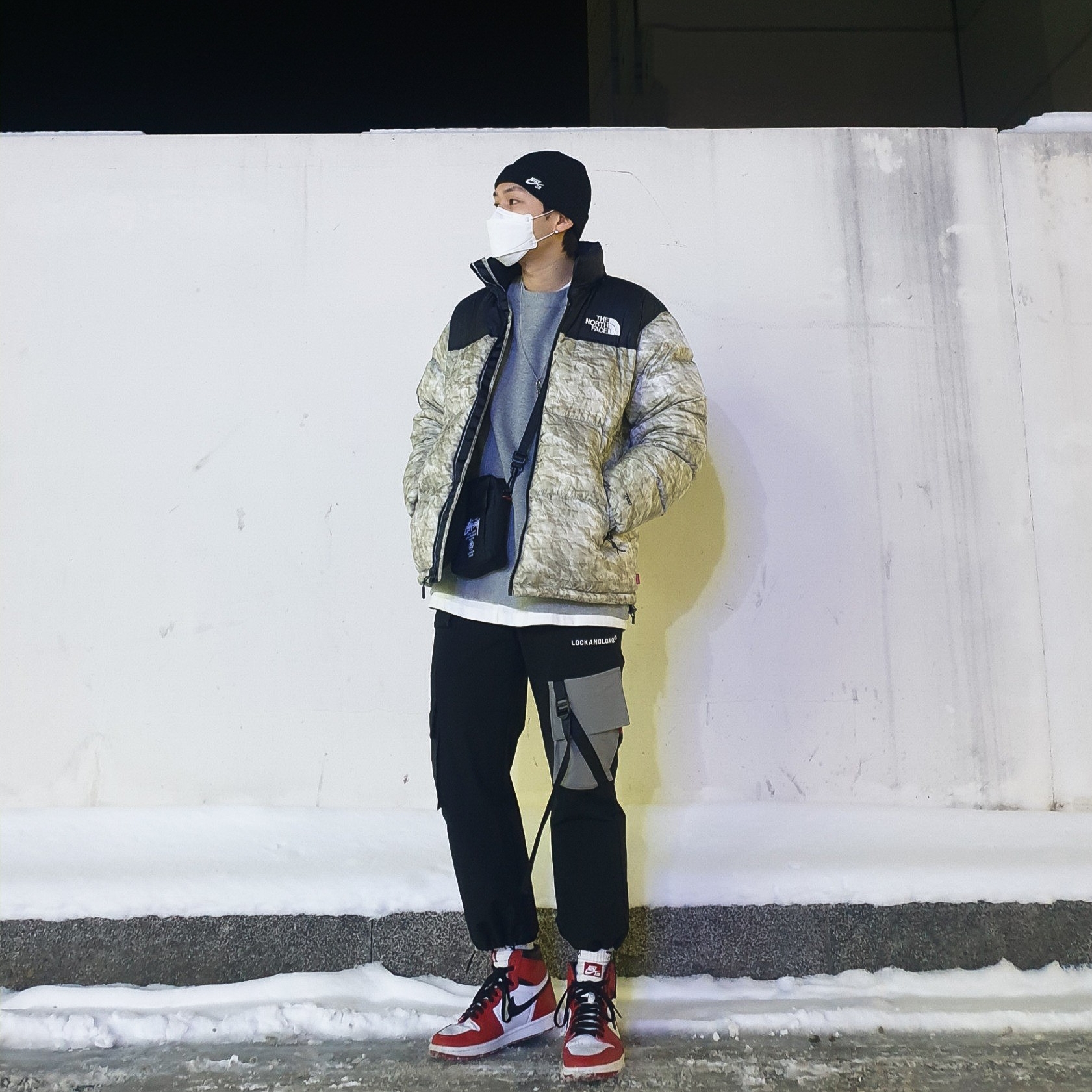 Supreme x The North Face Paper Print Nuptse Jacket - 19FW, Nike x Stussy NRG BR Crew Fleece Grey 착용 스타일