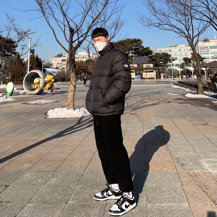 Nike Dunk Low Retro Black 착용 스타일
