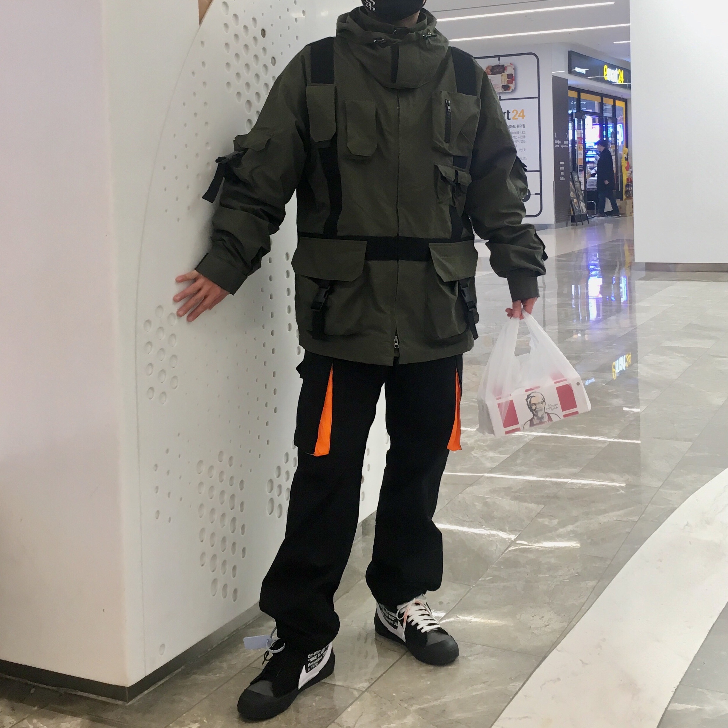 Nike x Off-White Blazer Mid Grim Reaper Black 착용 스타일