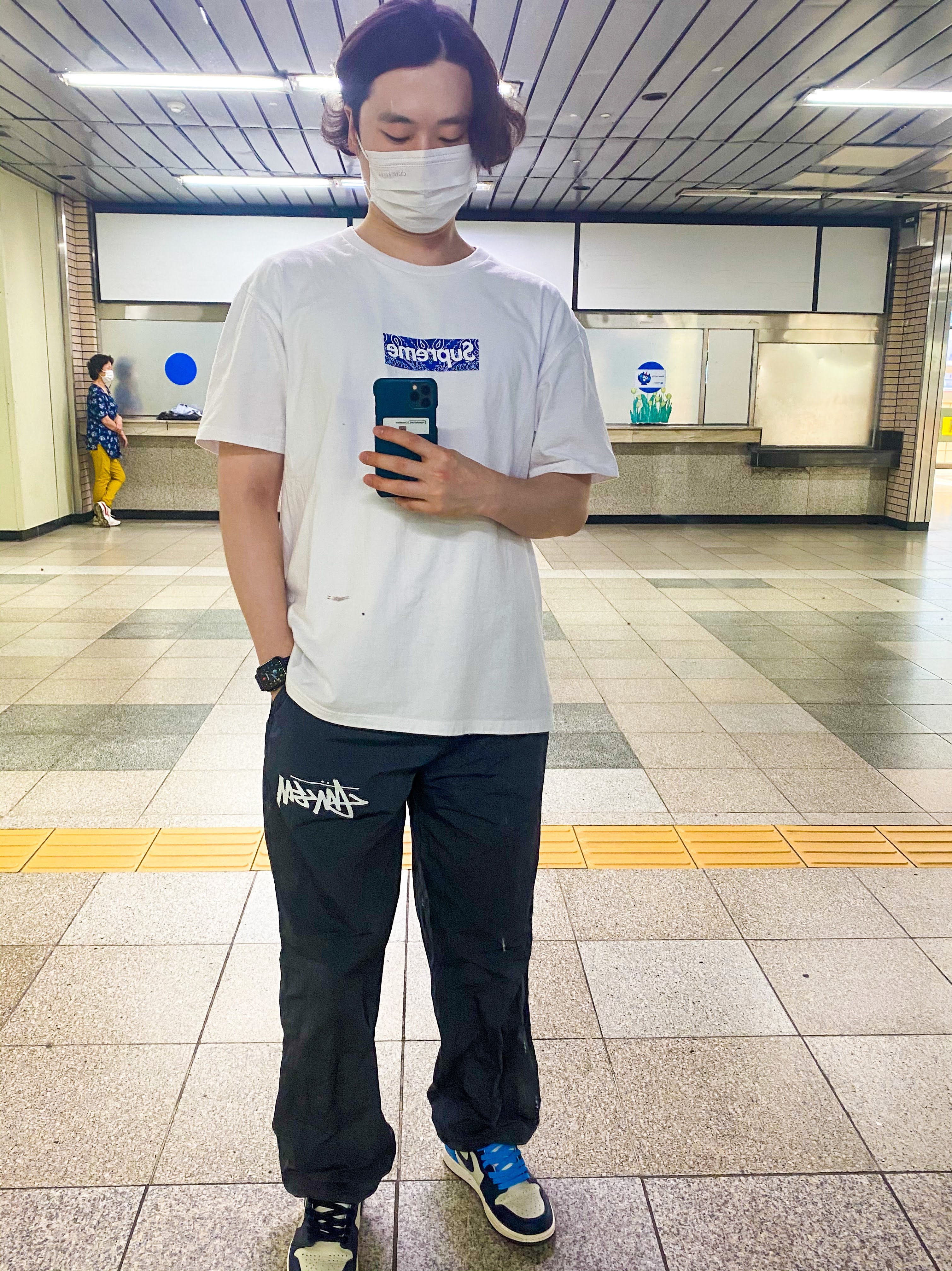 Jordan 1 Retro High Obsidian UNC, Nike x Stussy Beach Pants Off Noir 착용 스타일