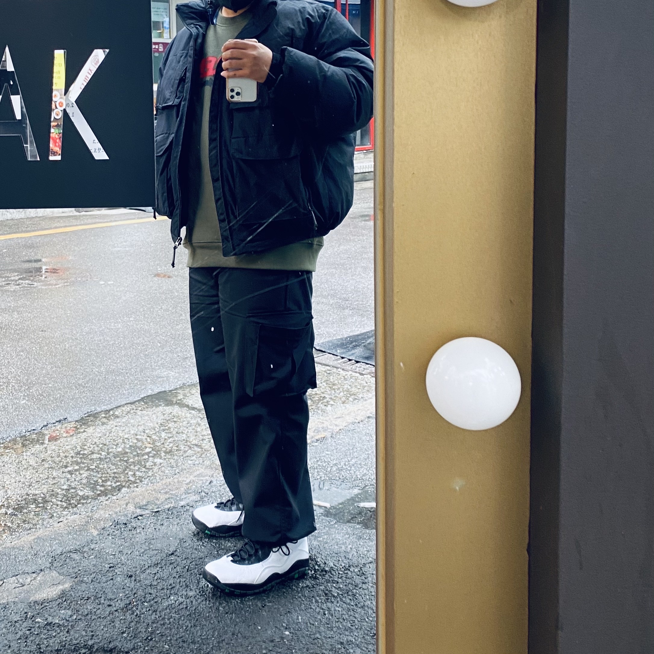 Jordan 10 Retro Seattle, Supreme x Yohji Yamamoto Crewneck Olive - 20FW 착용 스타일