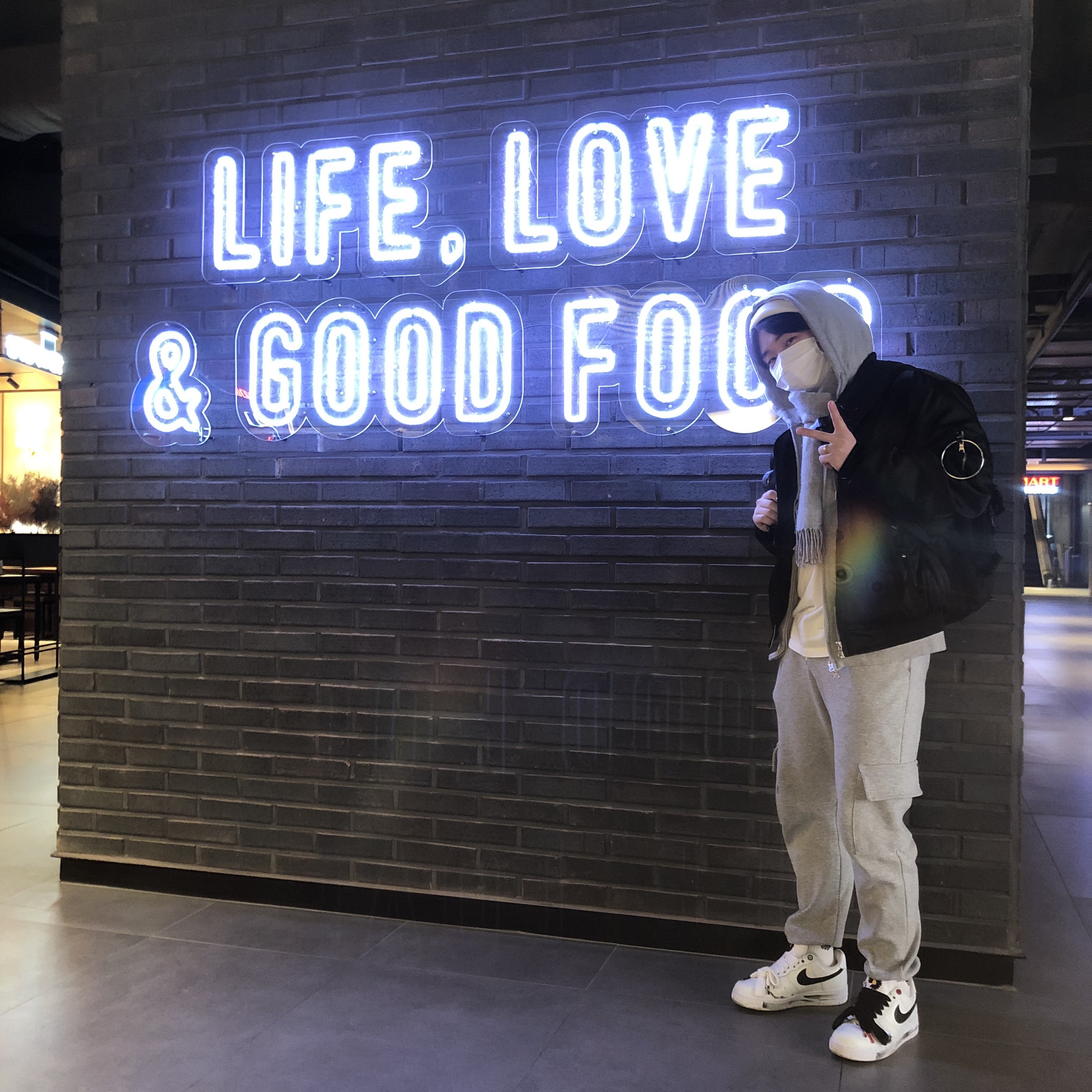 Nike x Peaceminusone Air Force 1 Low Para-Noise 2.0, Nike x Stussy Cuff Beanie White 착용 스타일
