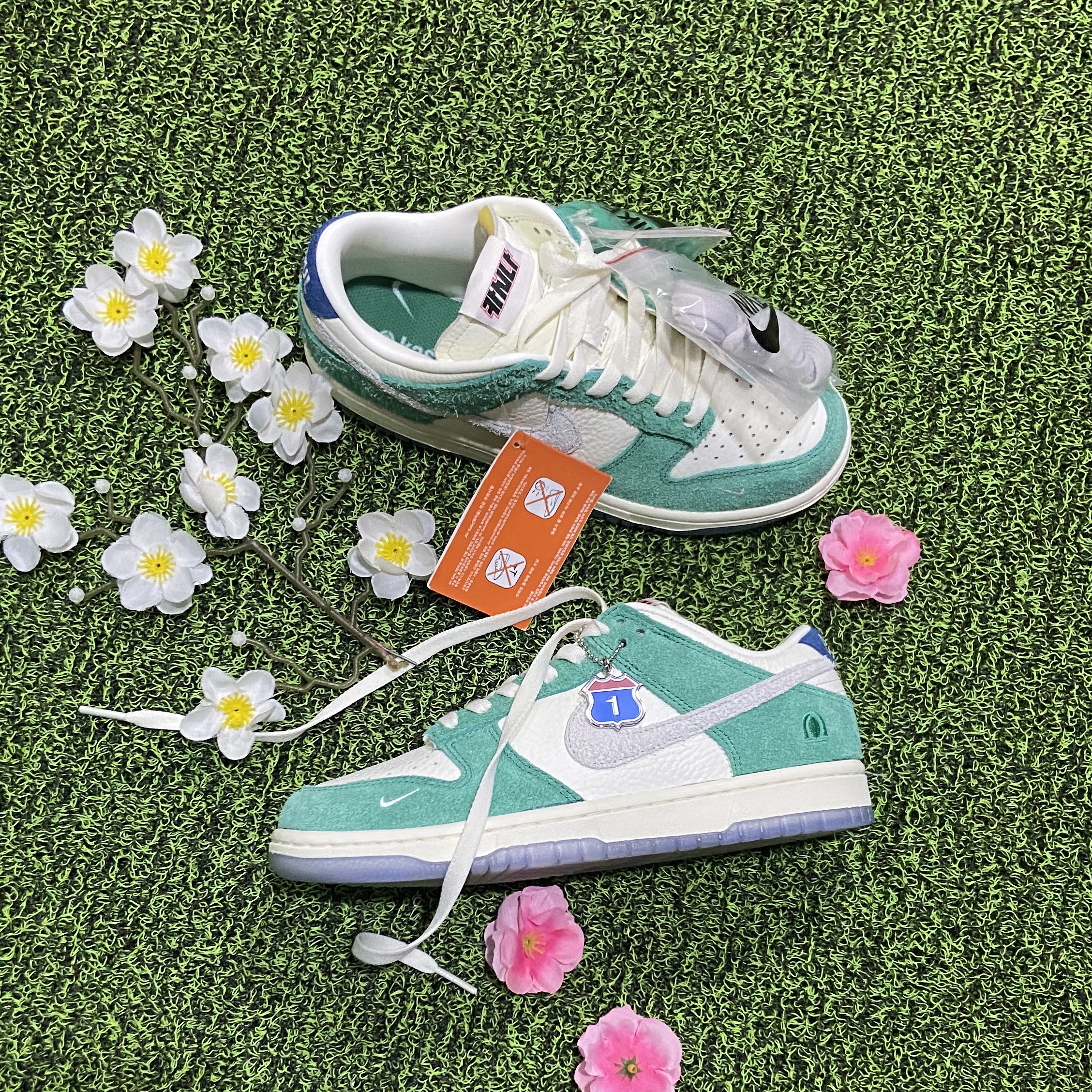 Nike x Kasina Dunk Low Road Sign - Kasina Exclusive 착용 스타일 - 3