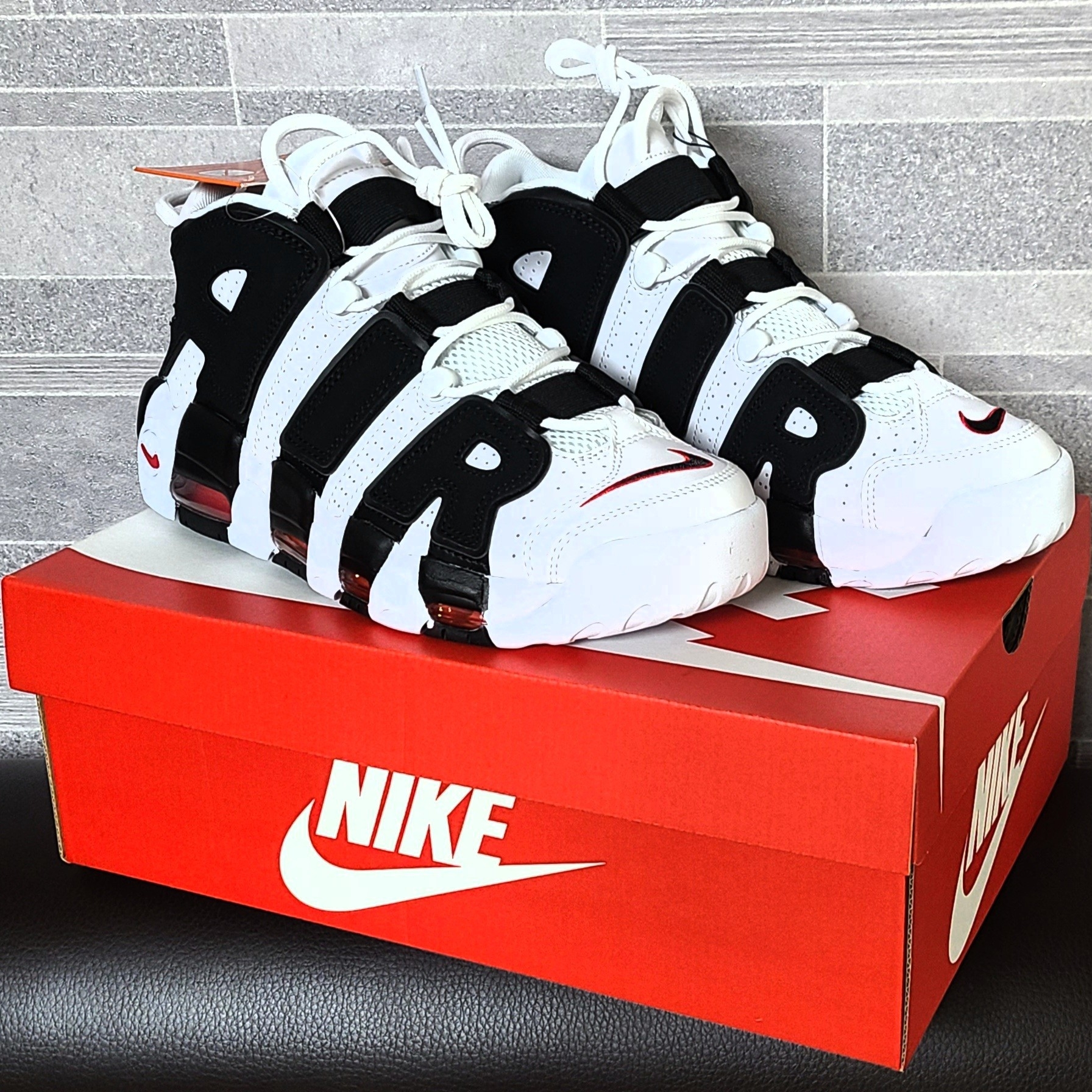 Nike Air More Uptempo Scottie Pippen 착용 스타일