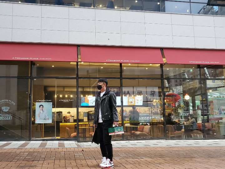 Jordan 4 Retro OG Fire Red 2020 착용 스타일
