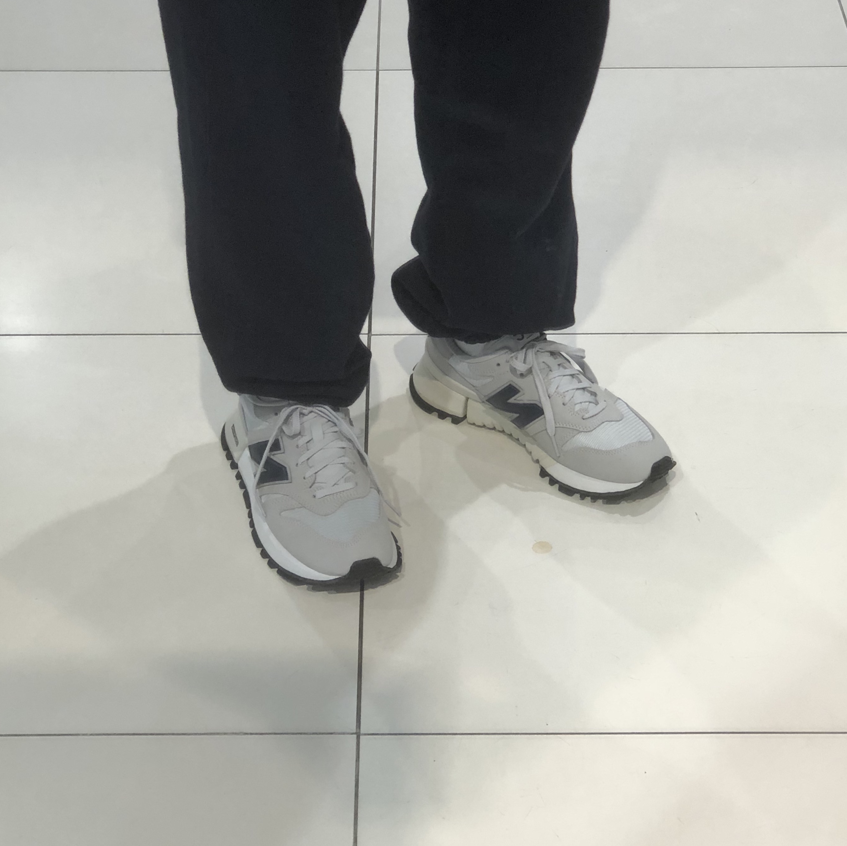 New Balance x Tokyo Design Studio R_C 1300 Summer Fog 착용 스타일