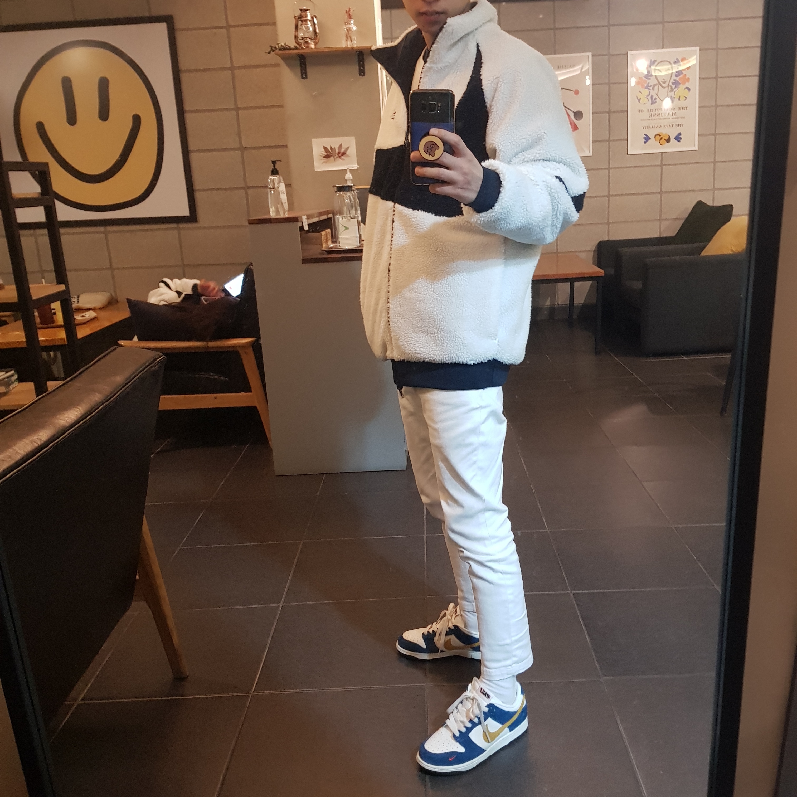 Nike Big Swoosh Full Zip Jacket White Navy, Nike x Kasina Dunk Low 80's Bus 착용 스타일