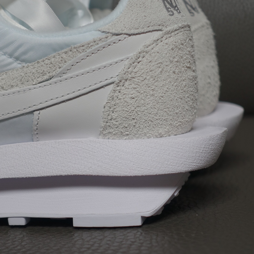 Nike x Sacai LDWaffle White Nylon 착용 스타일 - 4