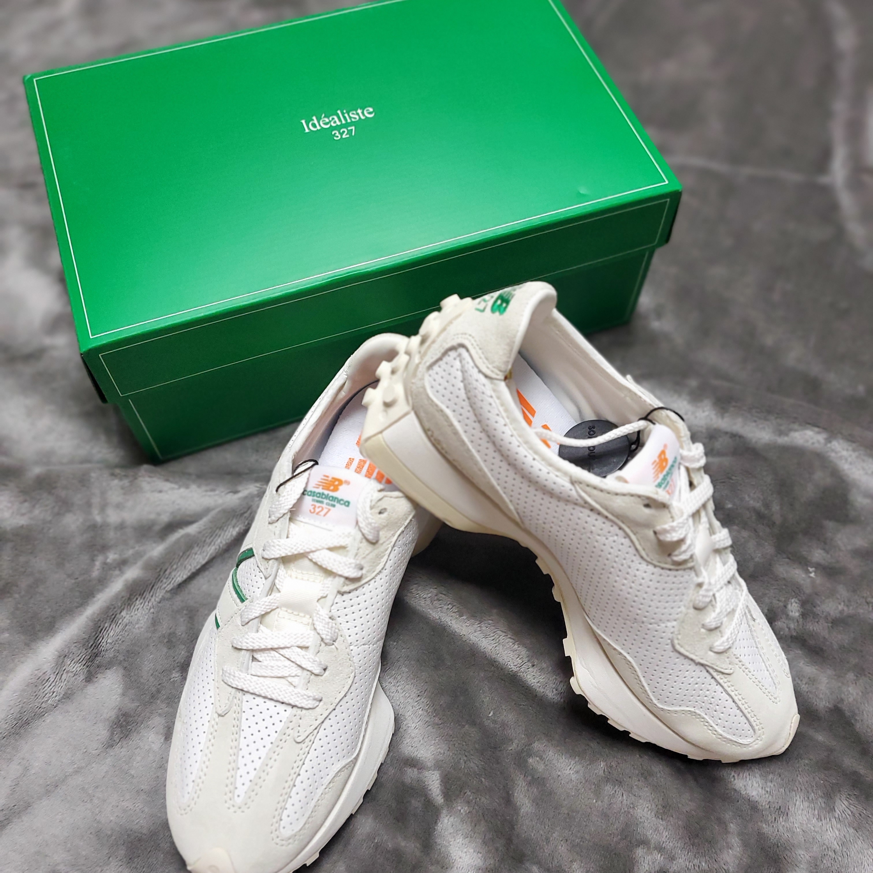 New Balance x Casablanca 327 Idealist Off White Green 착용 스타일 - 3